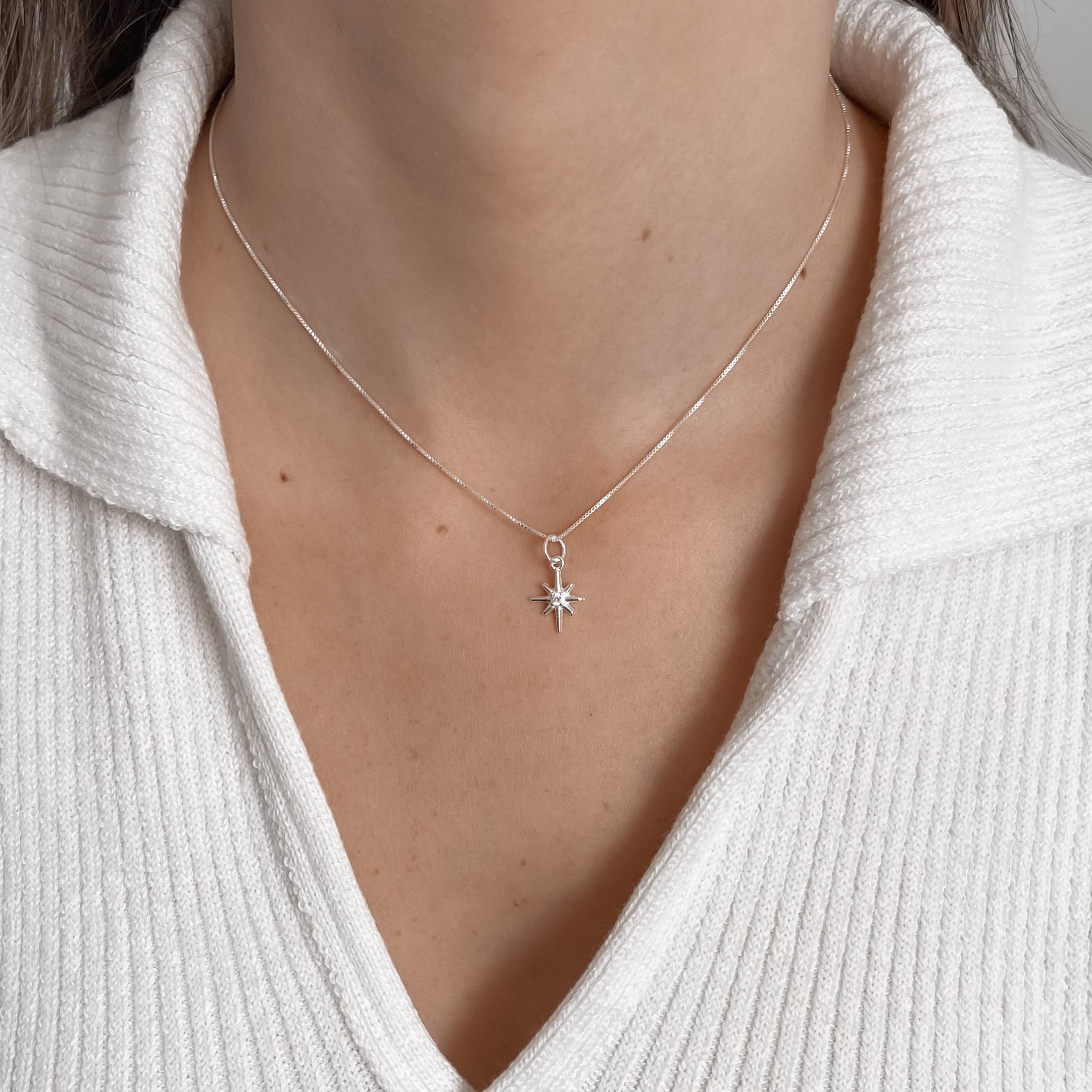 Imagem Secundária Colar pingente estrela detalhe zircônia 12mm 40cm