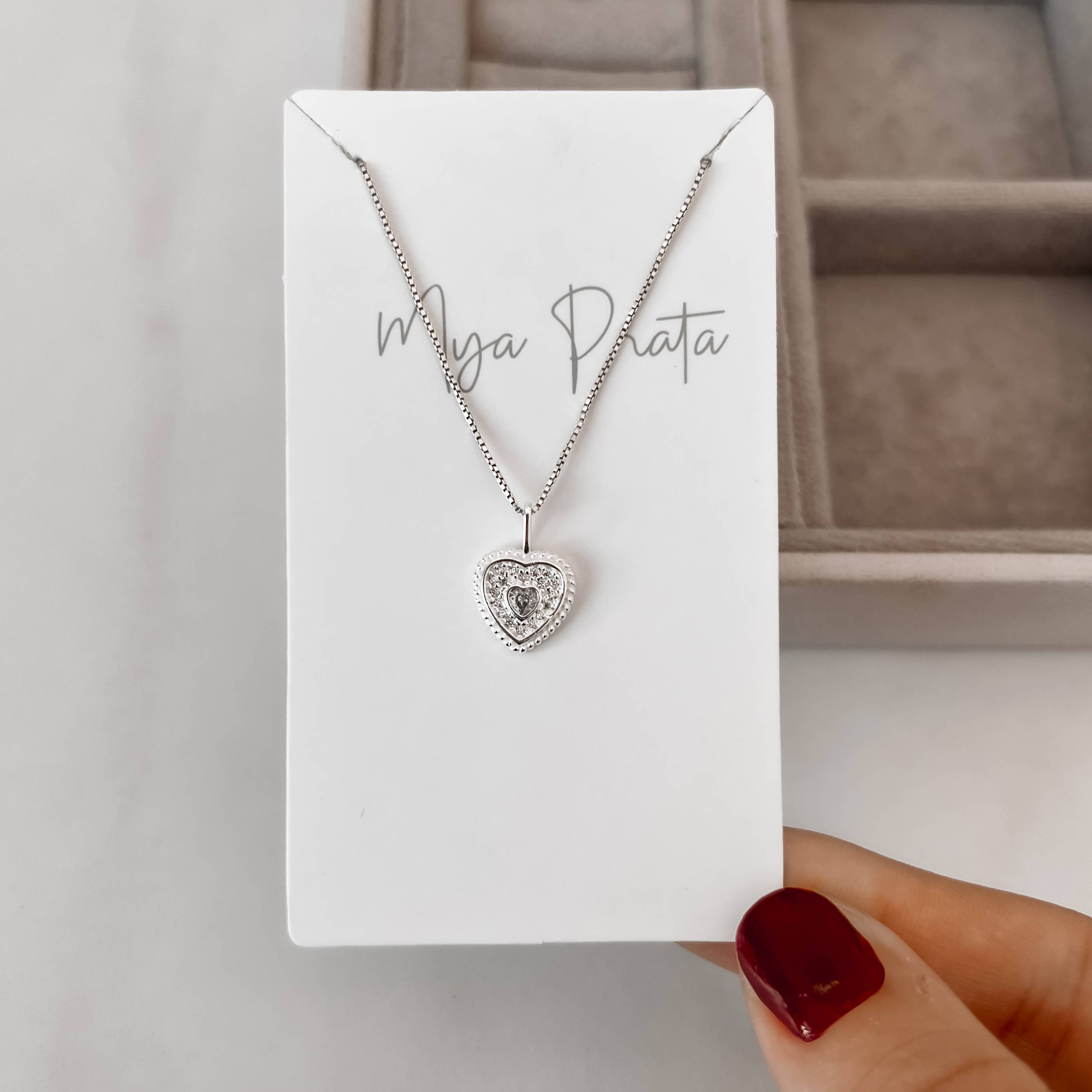 Colar pingente coração cravejado detalhe zircônia coração 11mm 45cm