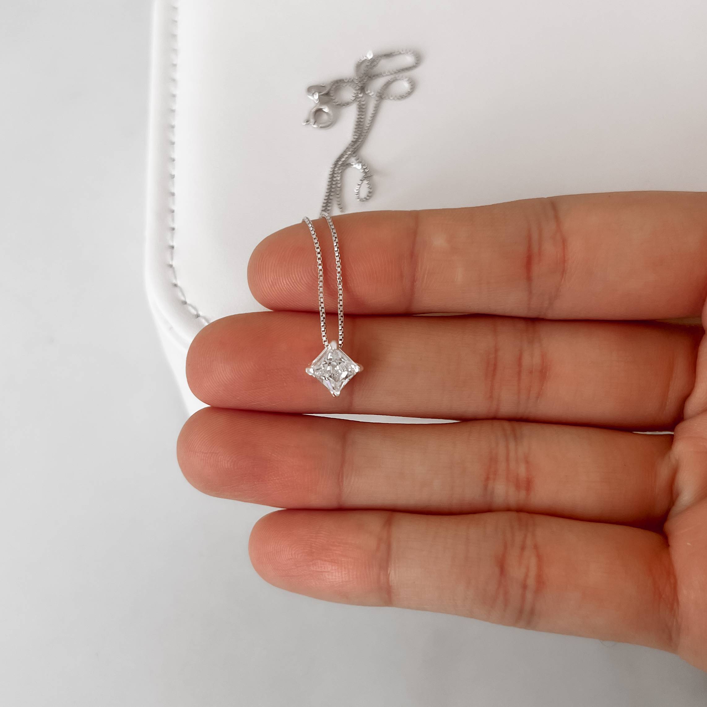 Imagem Secundária Colar zircônia losango cristal 8mm 40cm