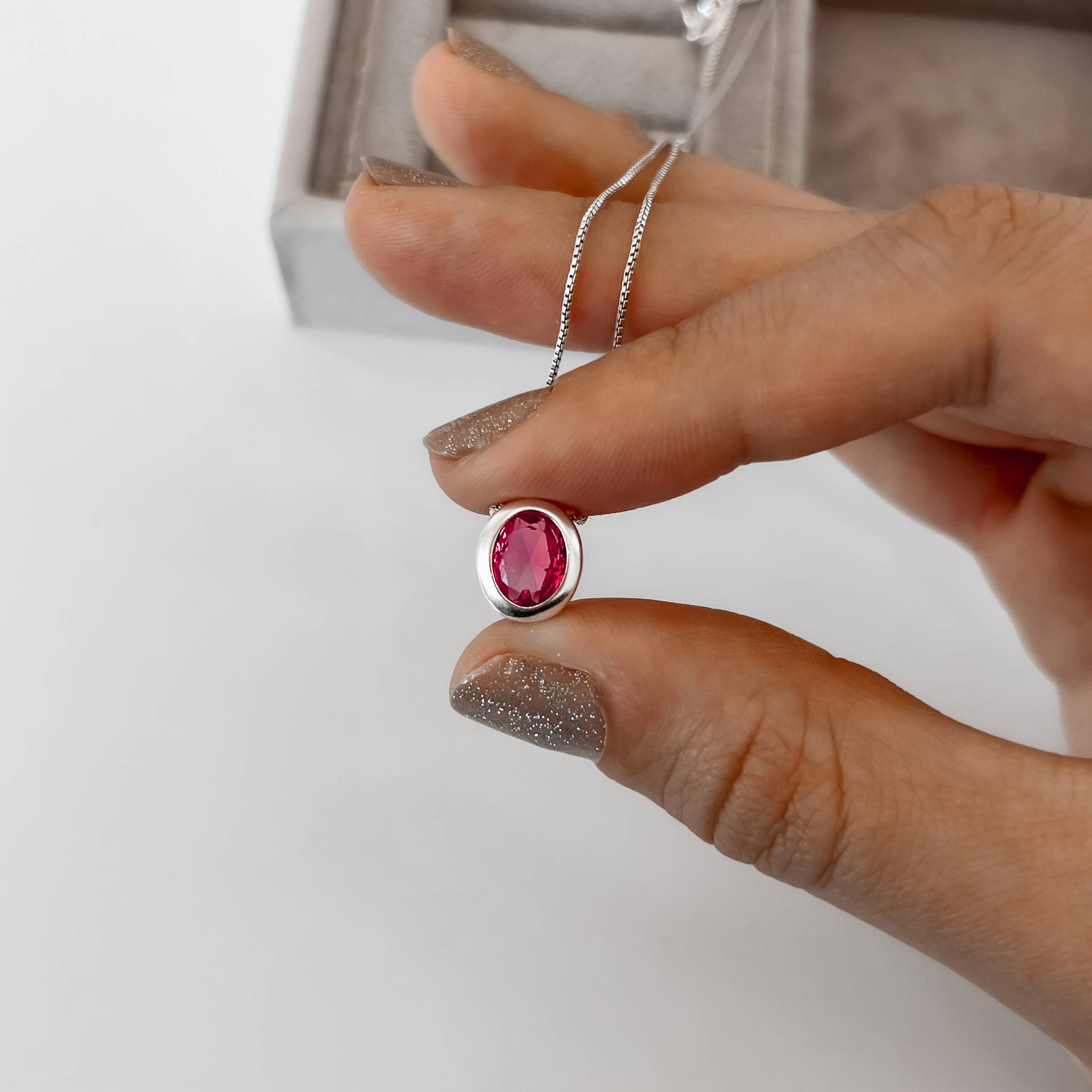 Imagem Secundária Colar zircônia oval cereja 11mm 45cm