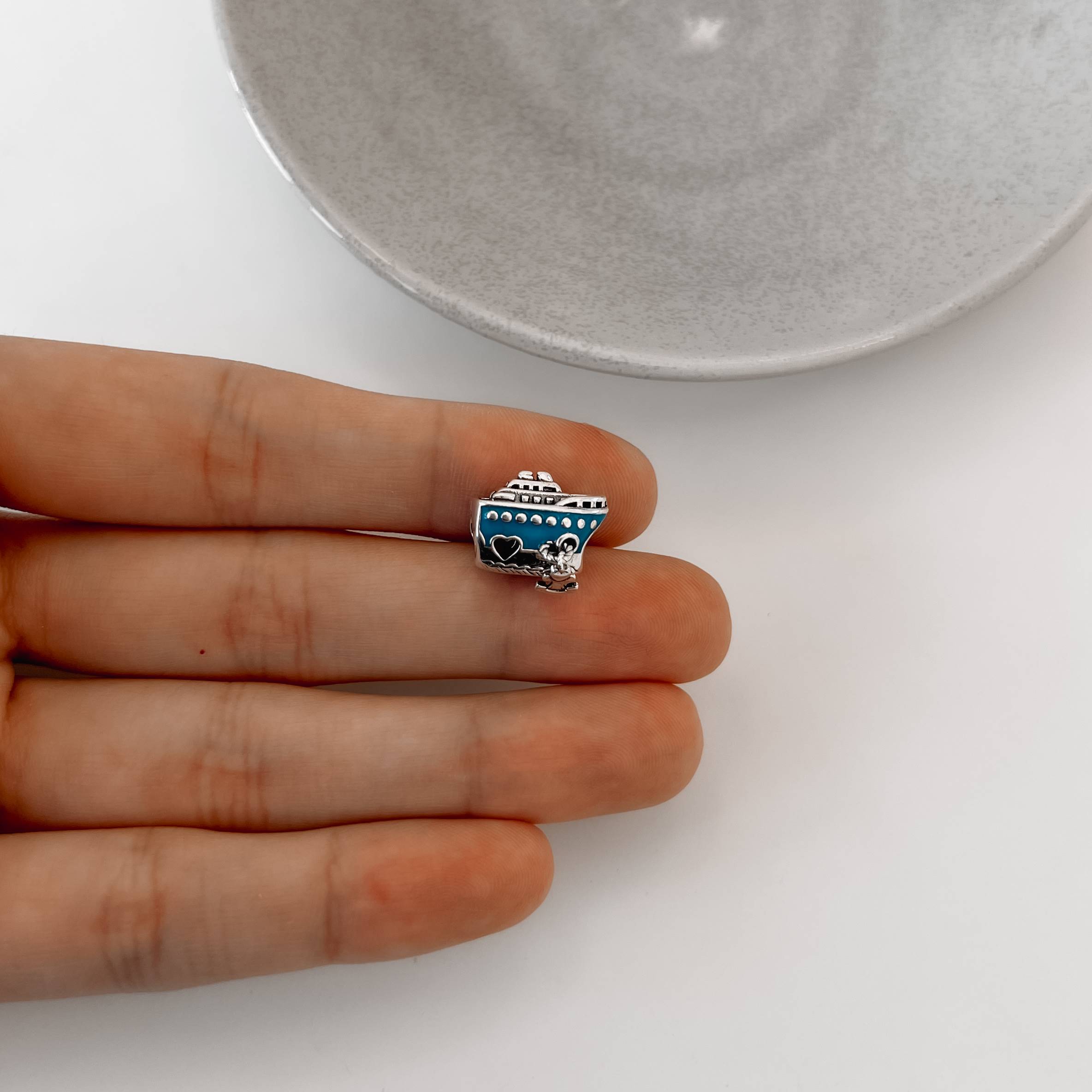 Berloque separador navio resina 15mm envelhecido