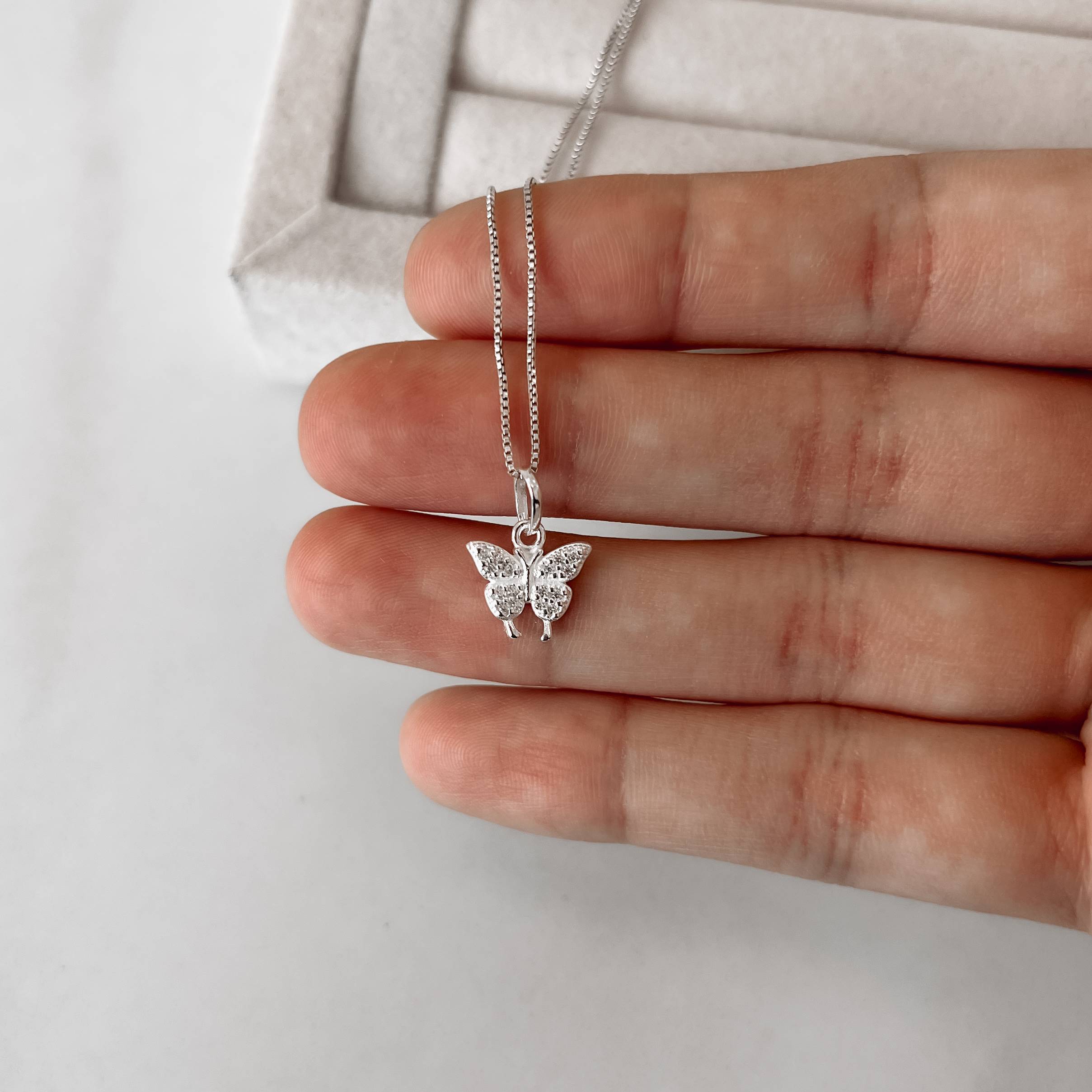 Imagem Secundária Colar pingente borboleta cravejada 11mm 45cm