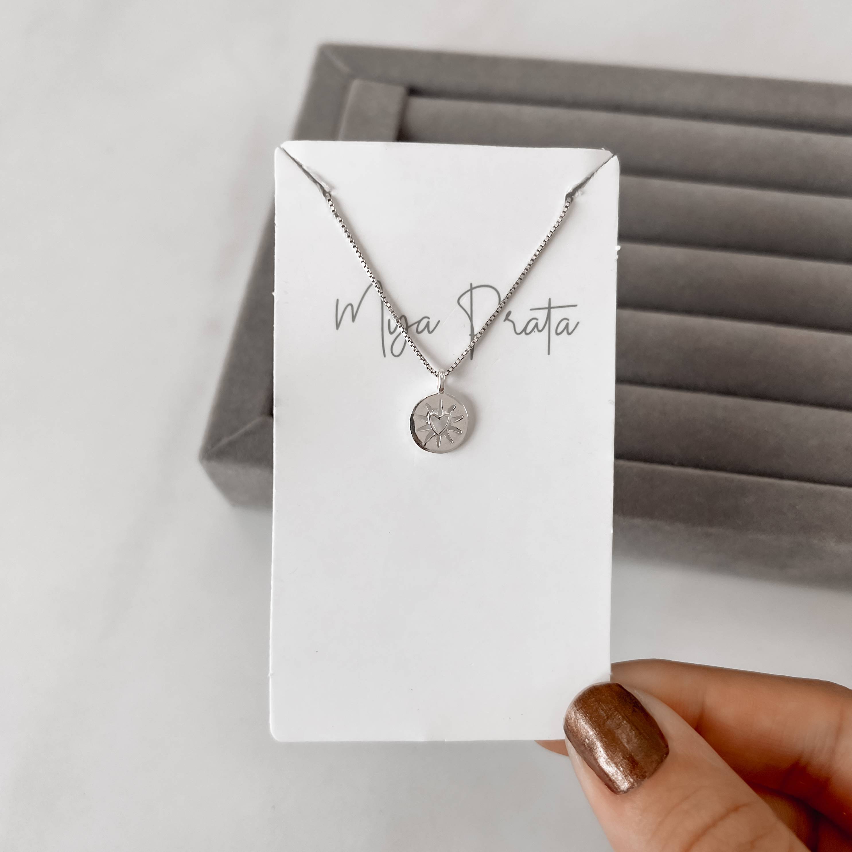 Imagem Secundária Colar pingente medalha coração vazado 9mm 45cm