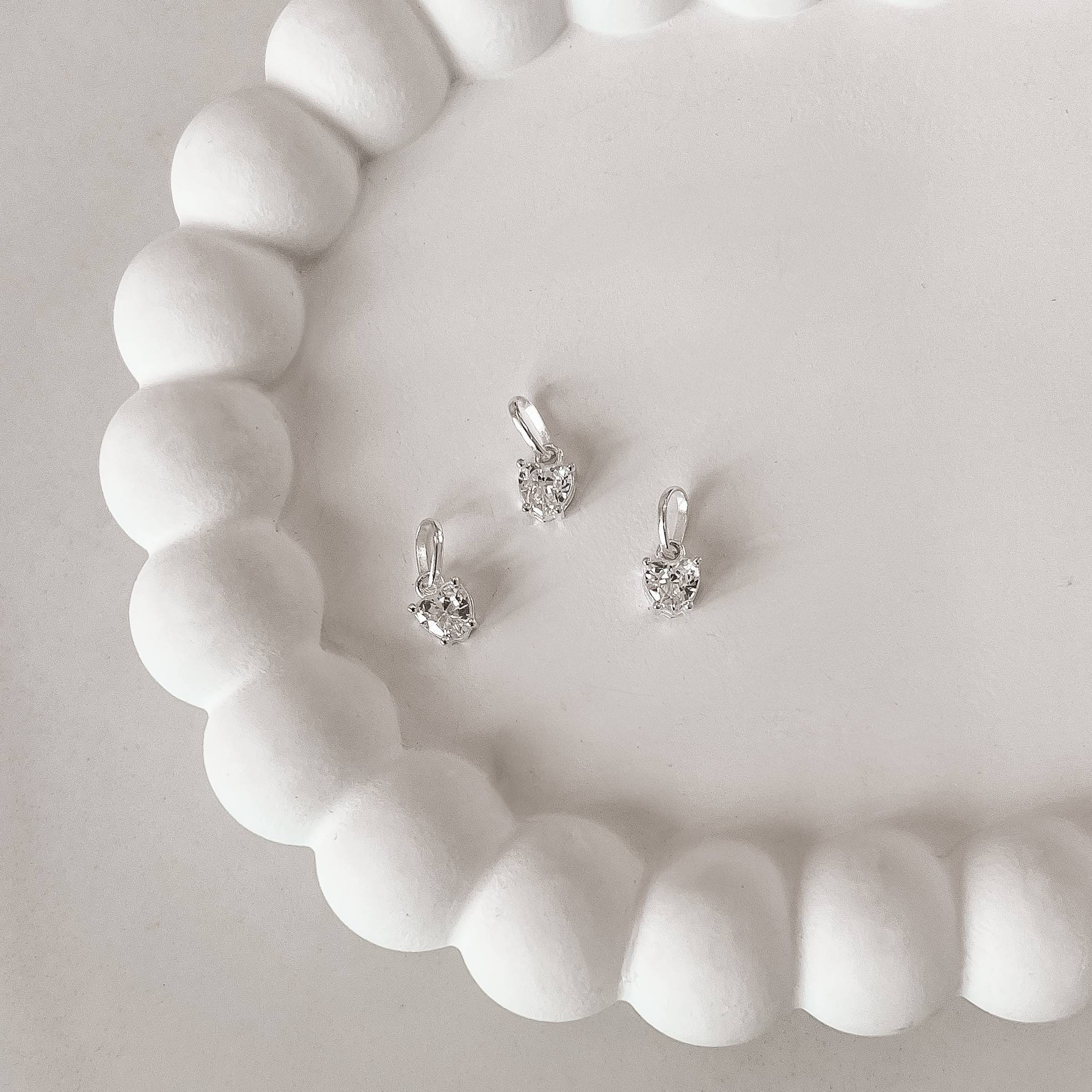 Pingente zircônia coração 5mm caixa alta