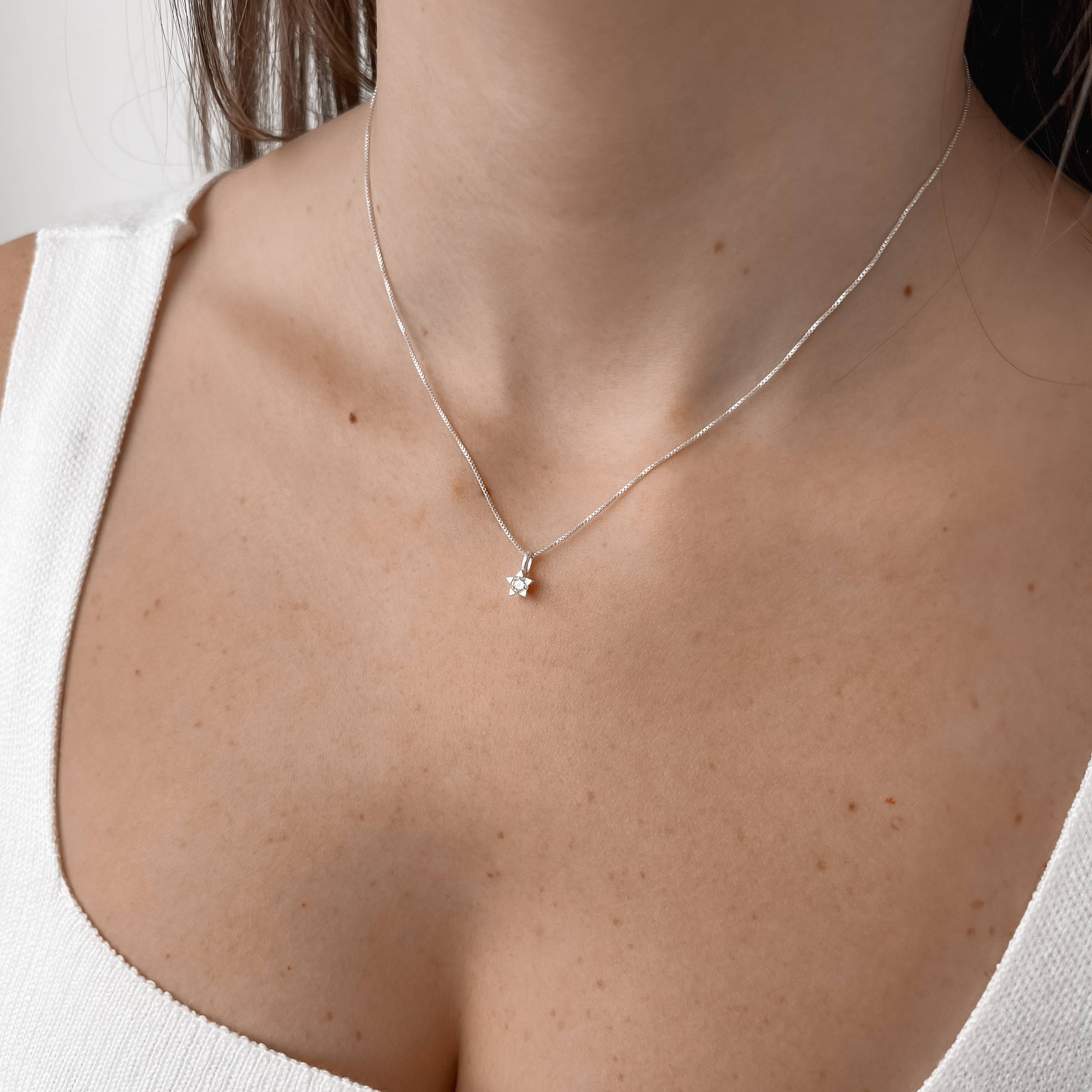 Colar pingente estrela com zircônia 5mm 40cm