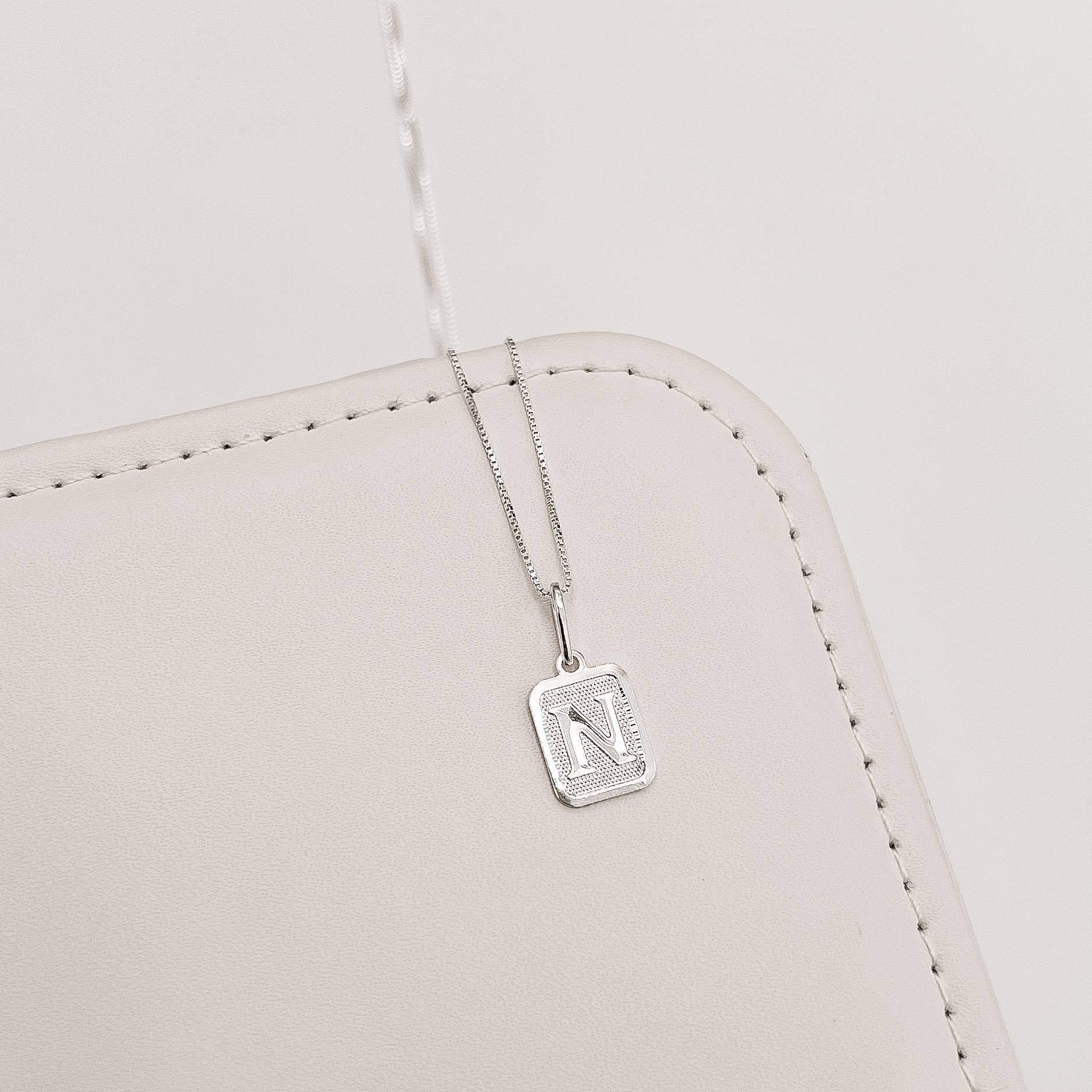 Imagem Secundária Colar pingente placa letra N 12mm 45cm