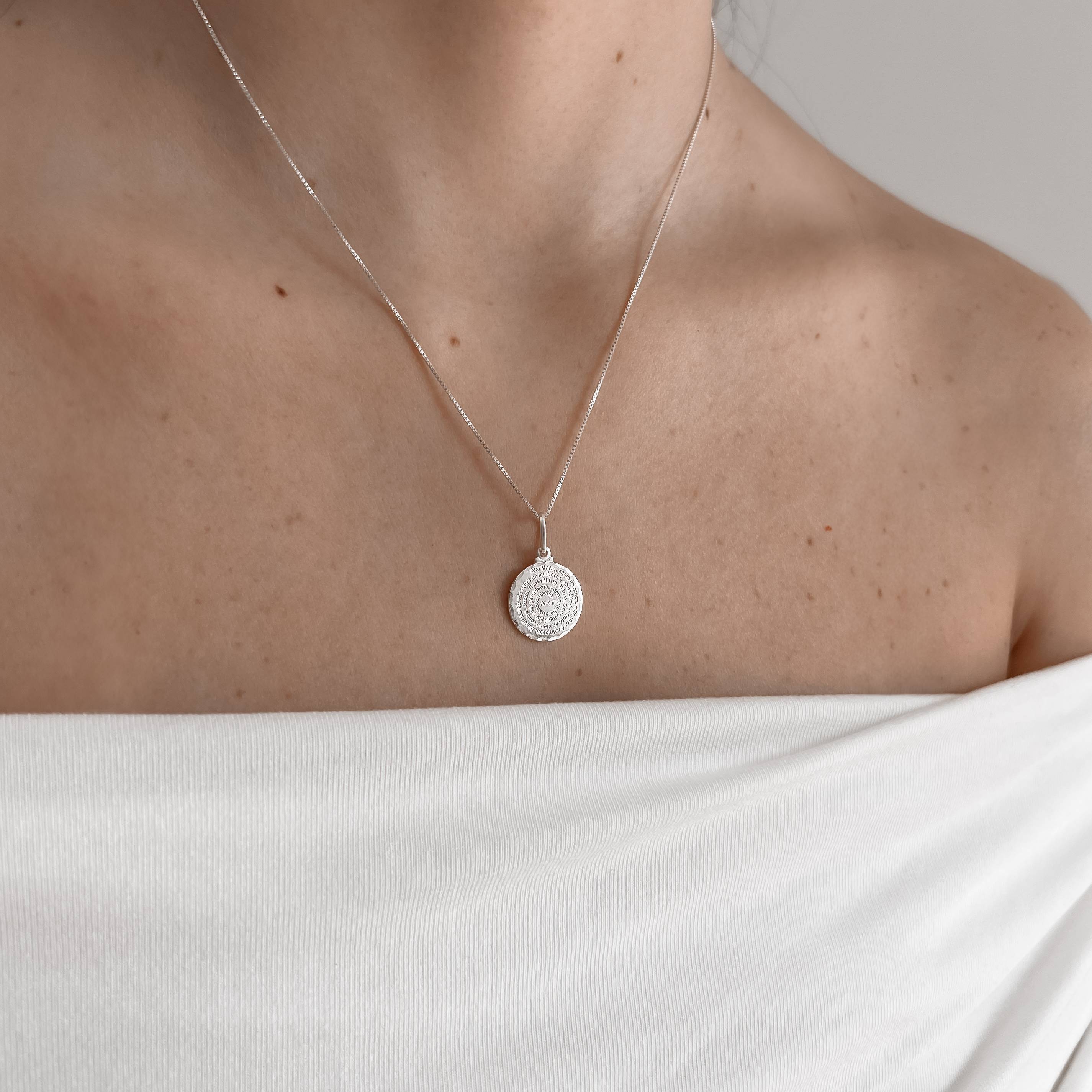 Colar pingente medalha Ave Maria 15mm 45cm