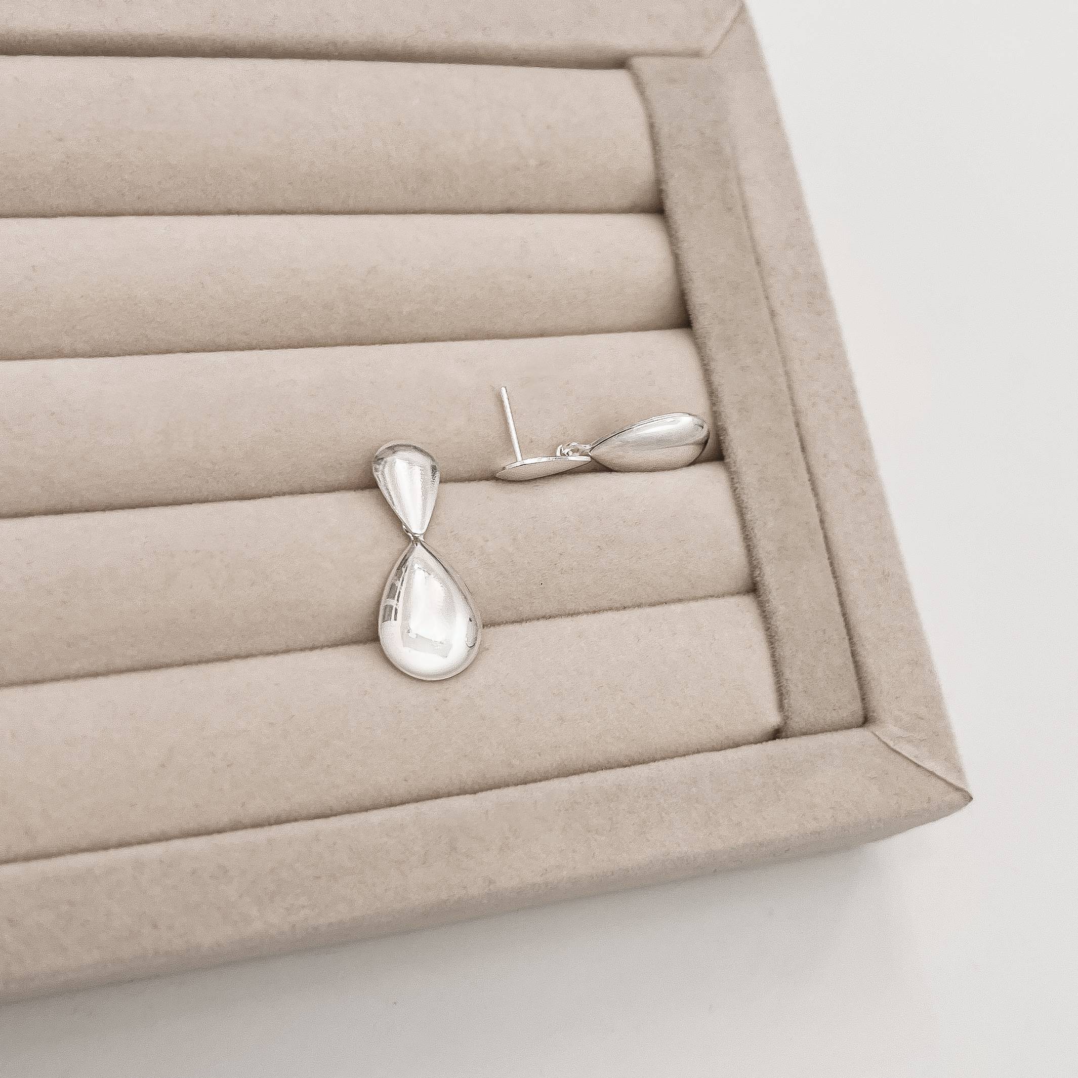 Imagem Secundária Brinco base gota com pingente 27mm