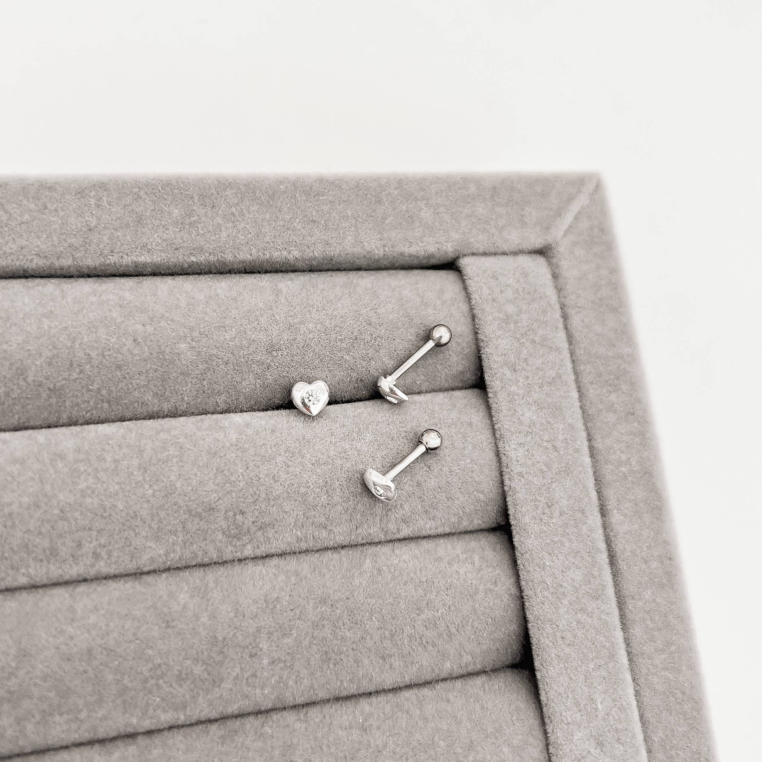 Piercing haste coração com zircônia 5mm