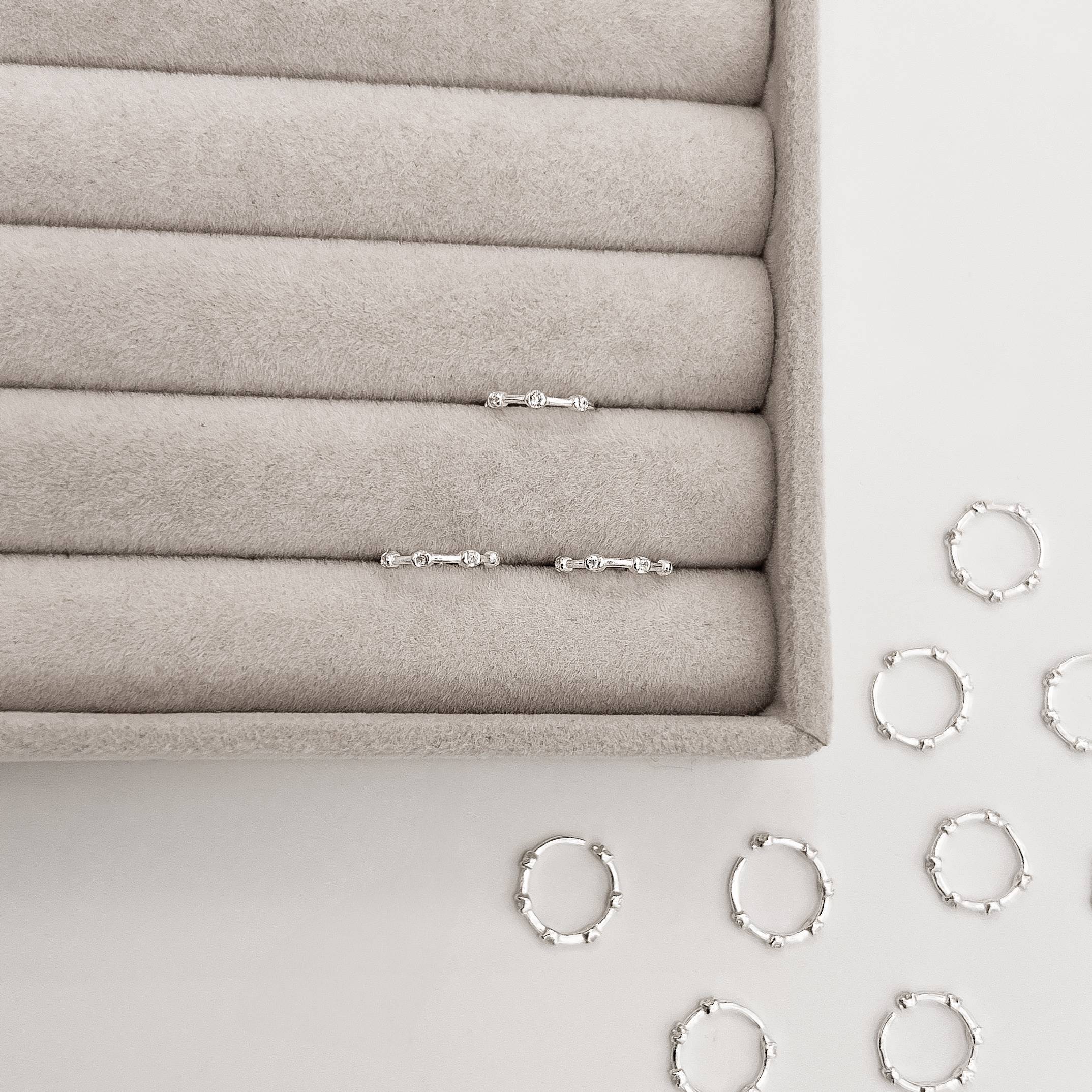 Piercing argola 11mm detalhe zirconias