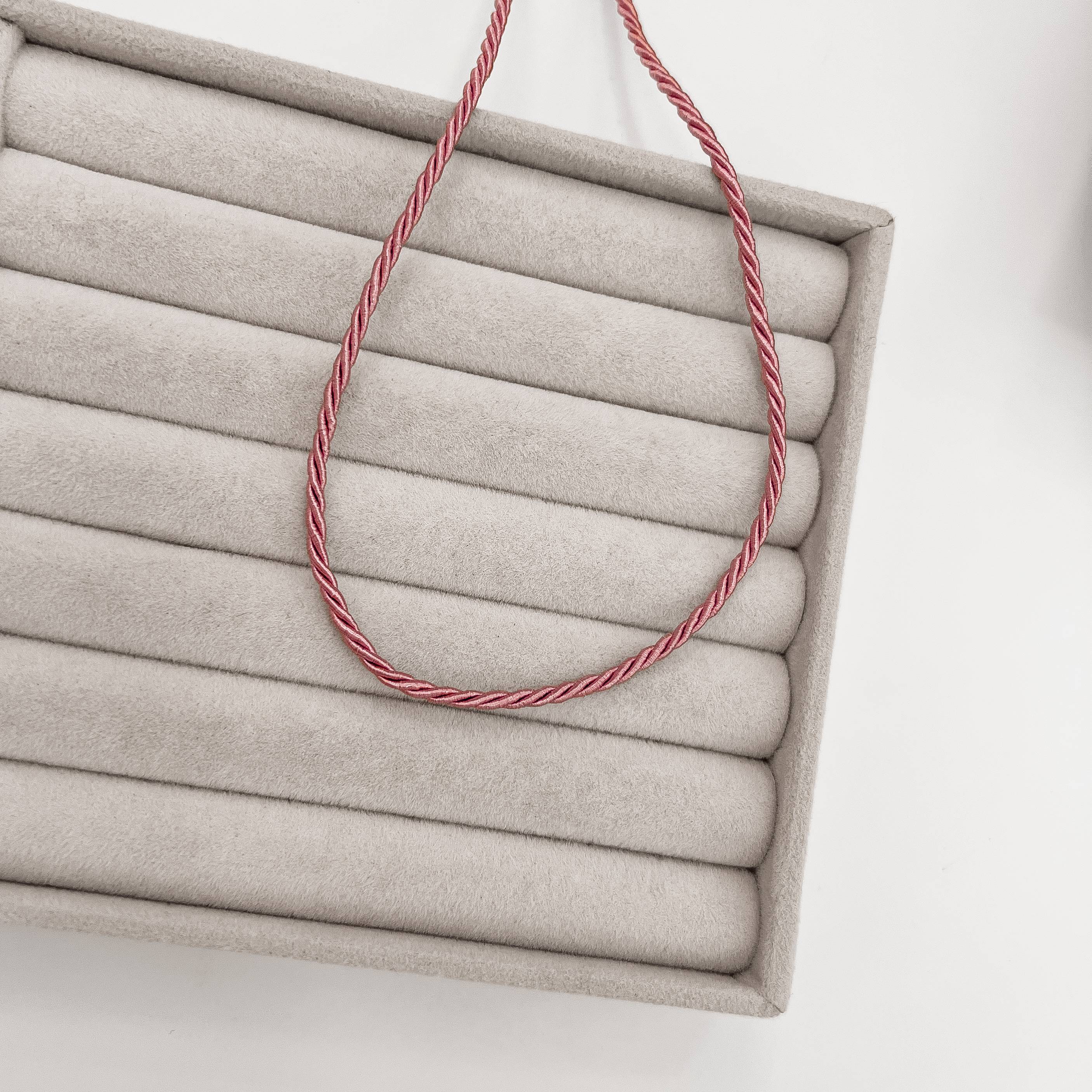 Imagem Secundária Choker cordão trançado rosa 2mm 40+5cm