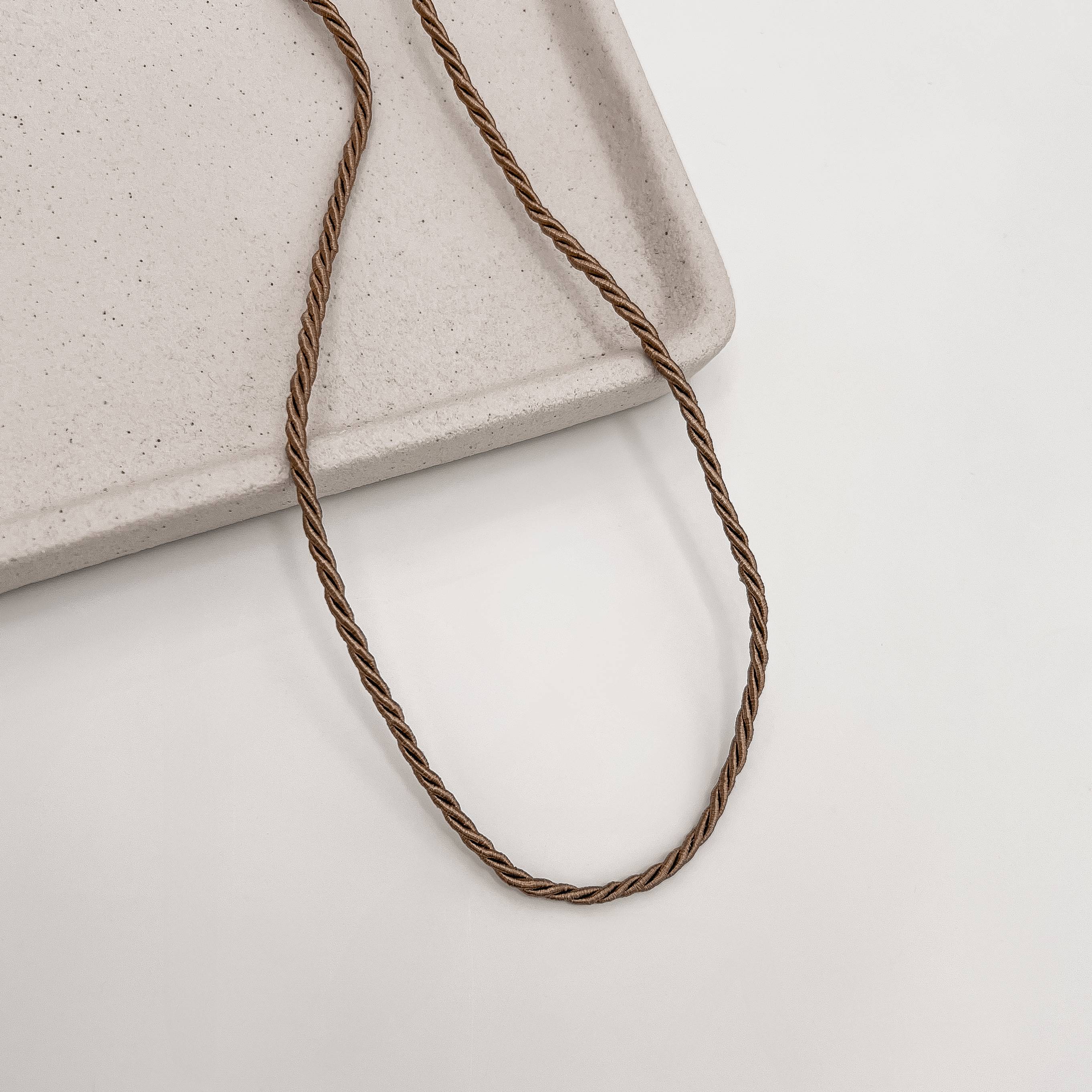 Imagem Secundária Choker cordão trançado bege 2mm 40+5cm