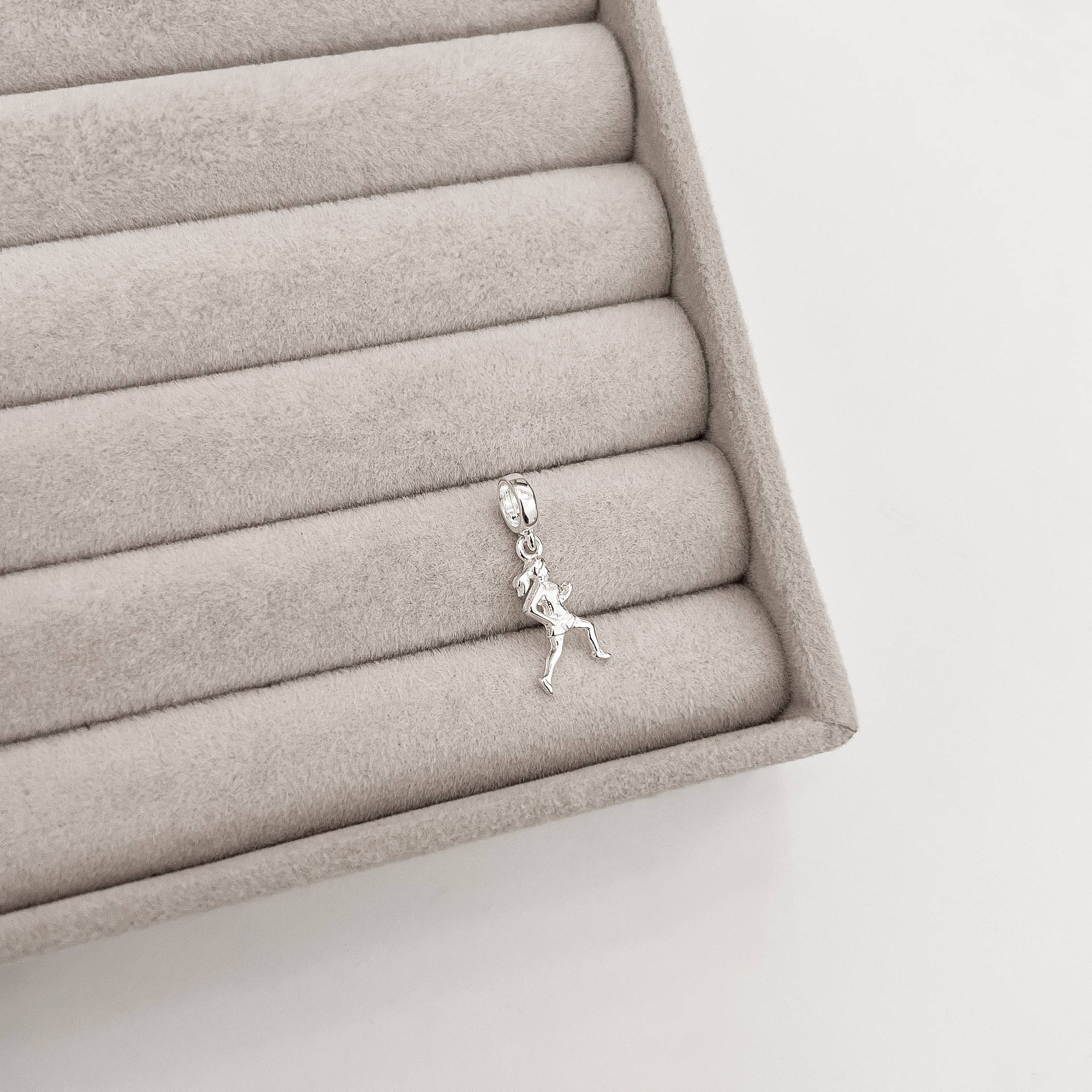 Berloque pingente corredora 17mm