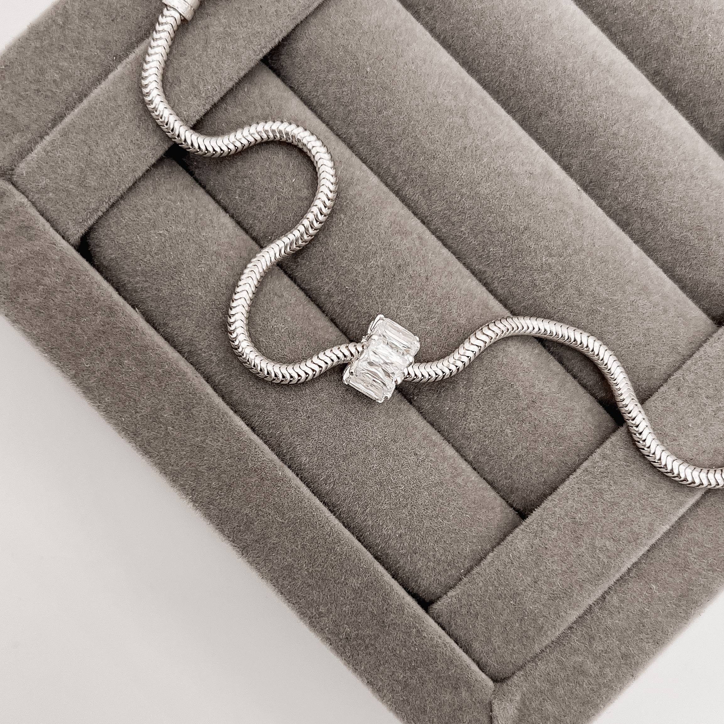 Berloque separador zircônias retangulares cristal 9mm