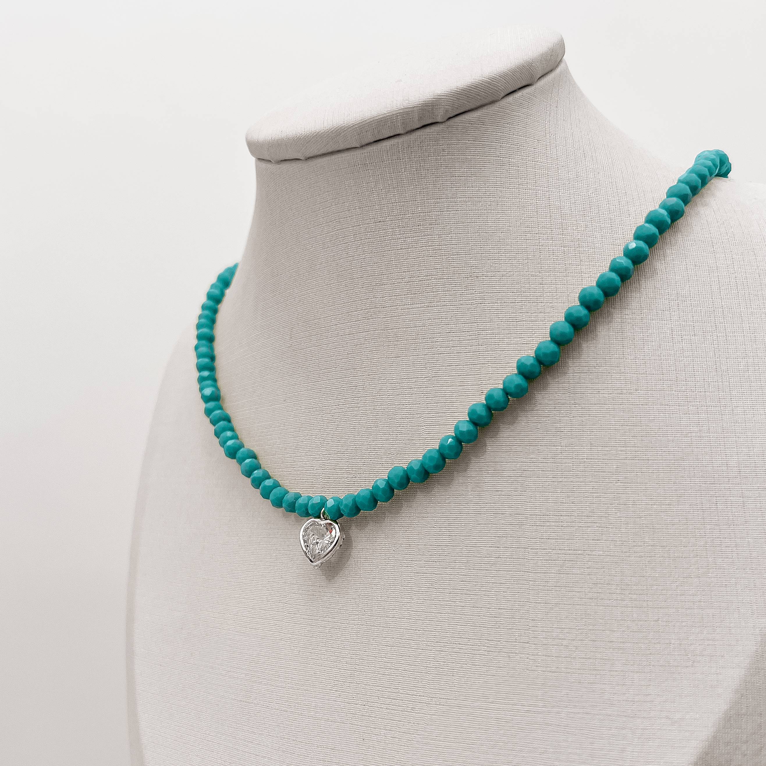 Imagem Secundária Choker cristal turquesa 4mm pingente zircônia coração cristal 8mm 40+5cm