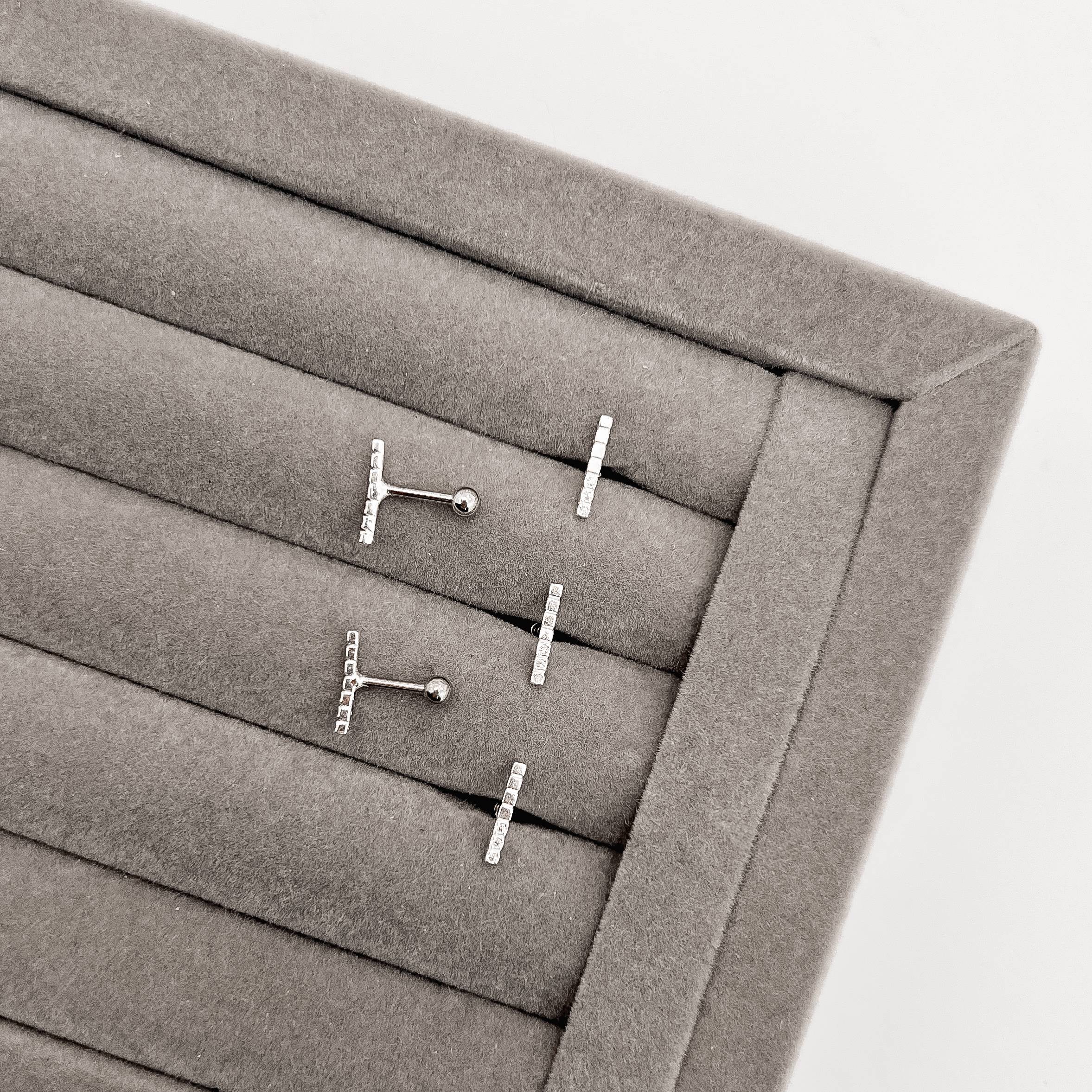 Piercing haste palito quadrados e zircônias 10mm