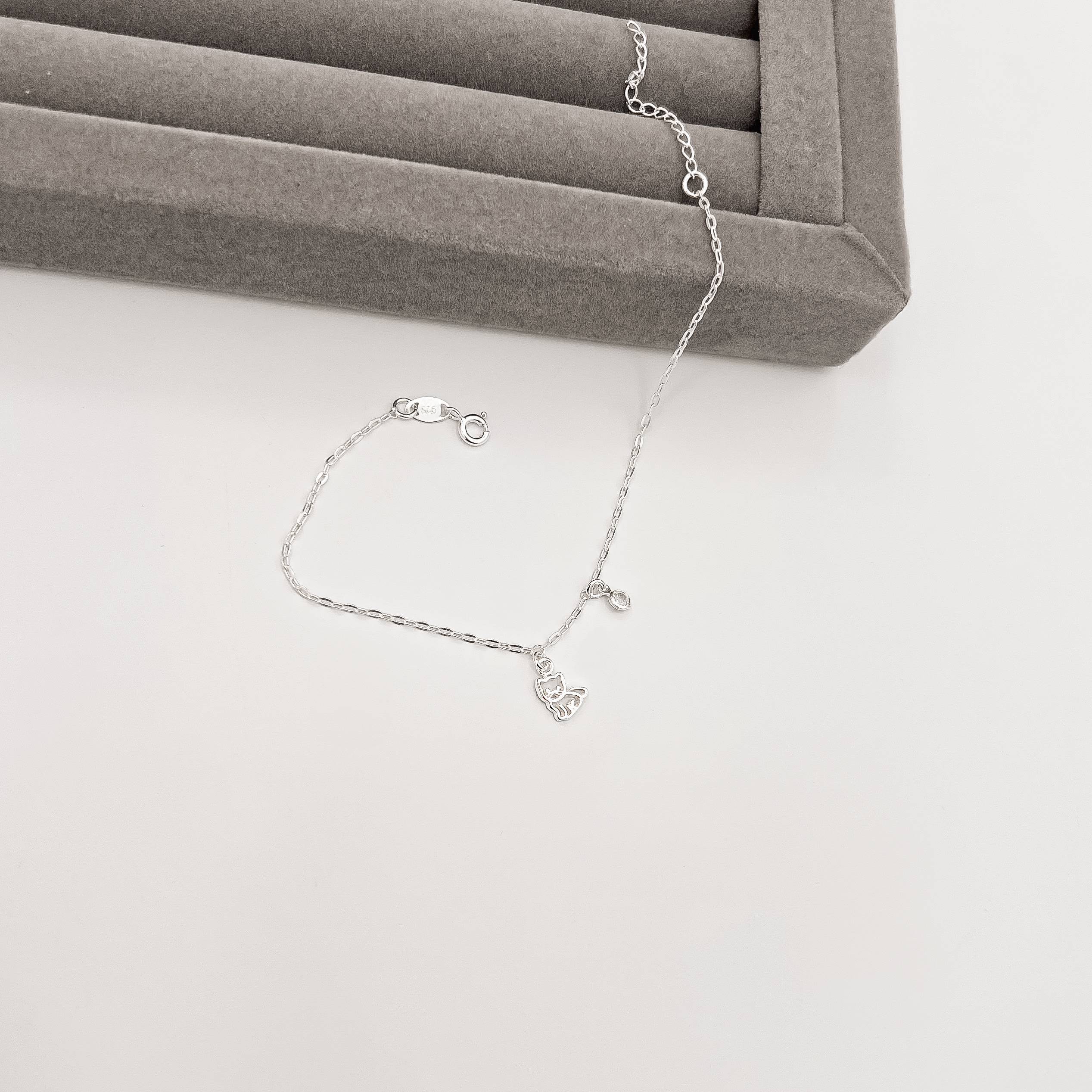 Pulseira pingentes gatinho e zircônia 4mm