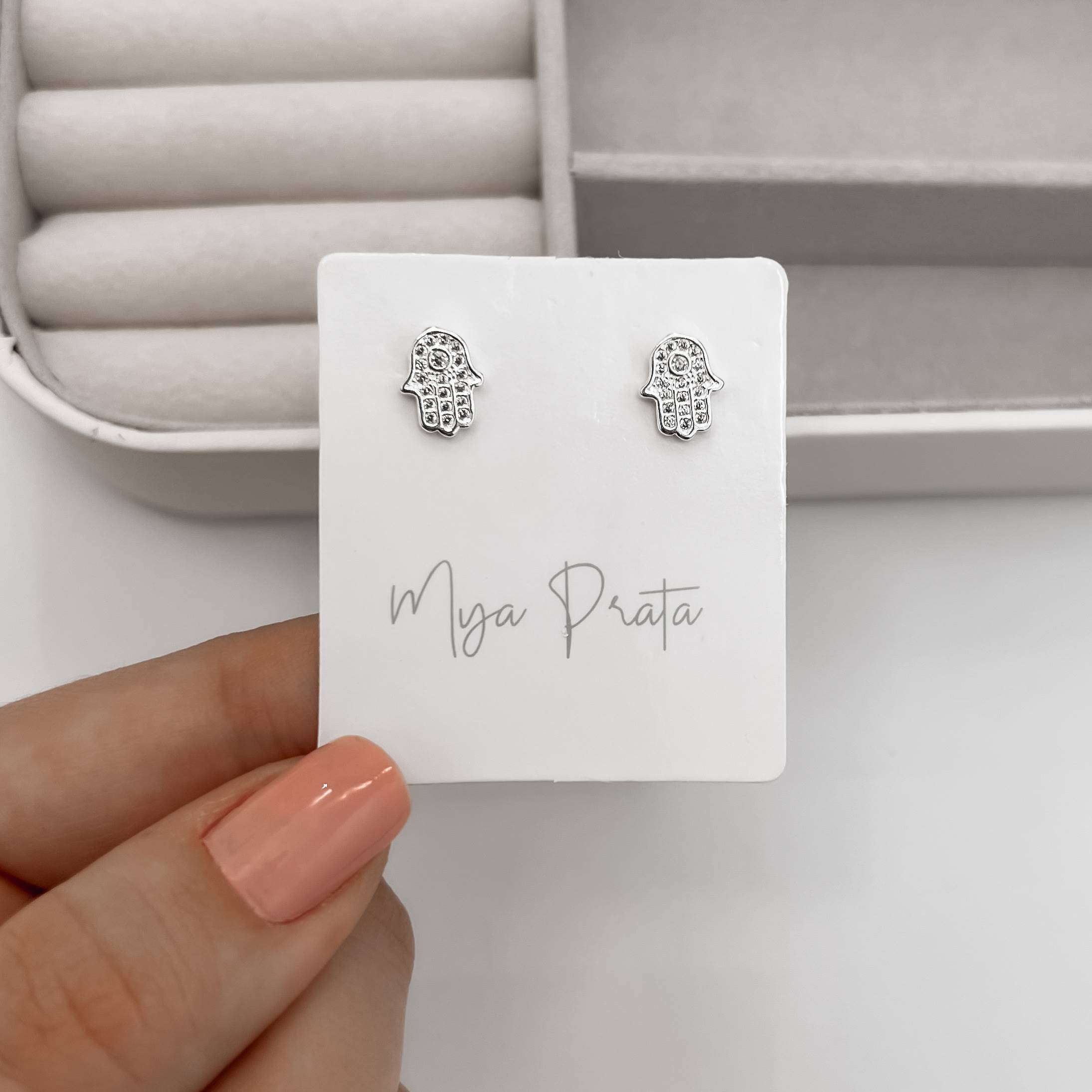 Imagem Secundária Brinco mão cravejada 9mm