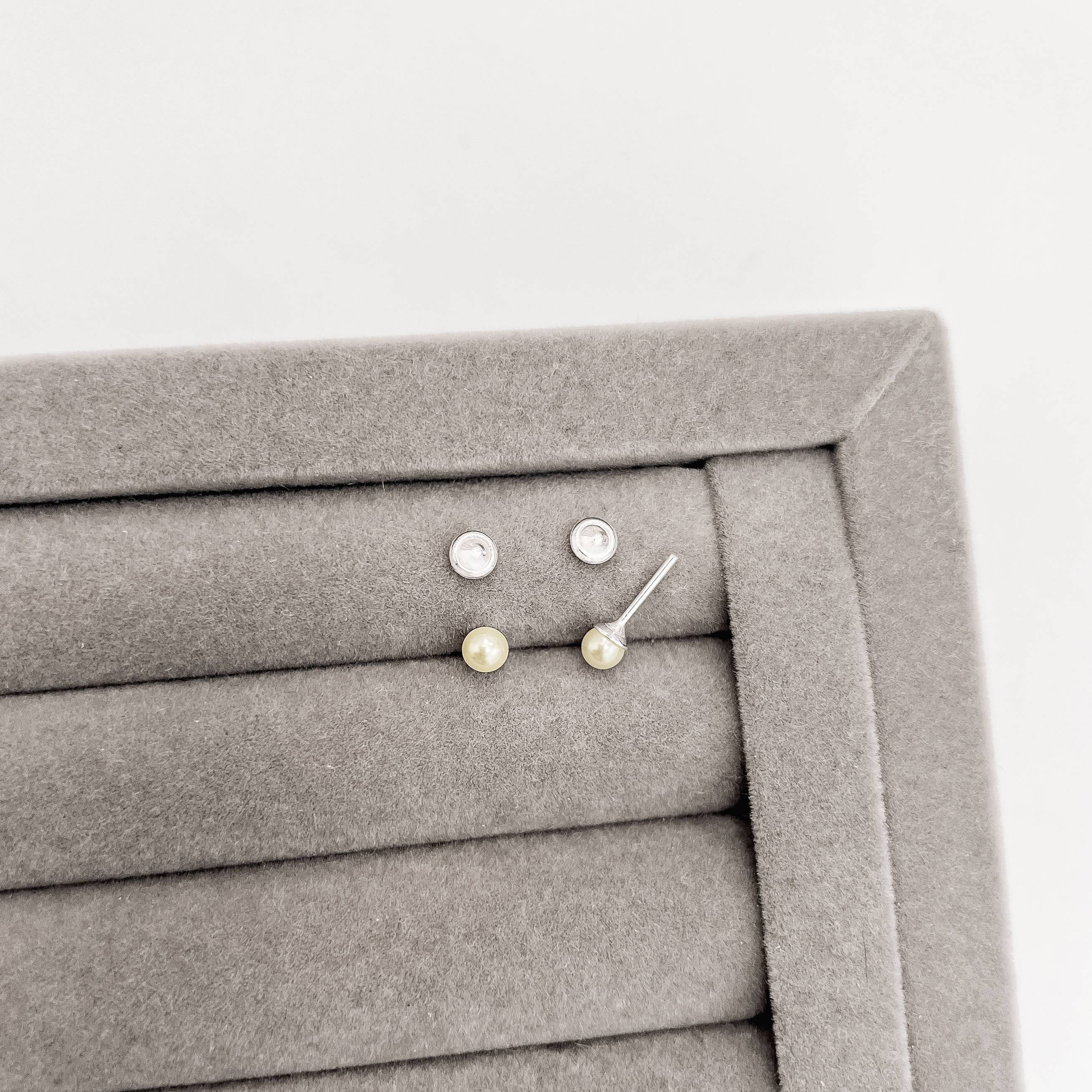 Imagem Secundária Brinco infantil pérola 4mm tarraxa baby