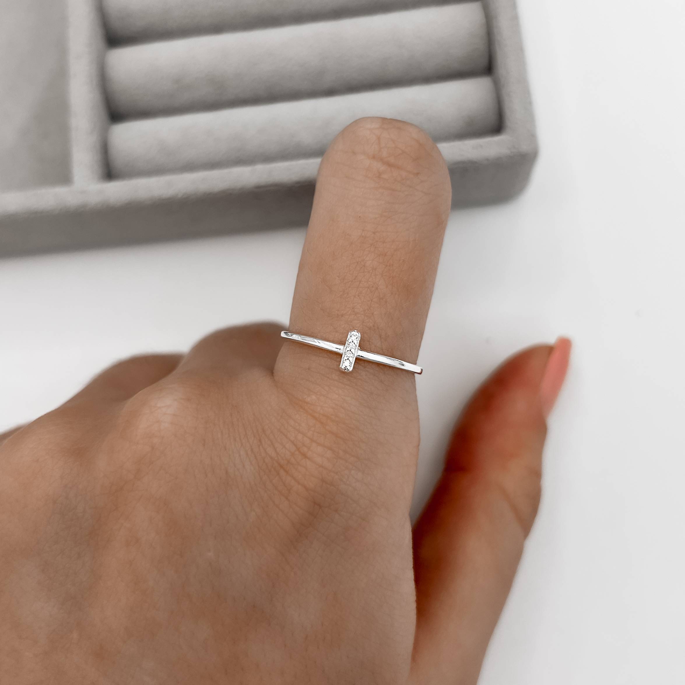 Imagem Secundária Anel palito cravejado 6mm