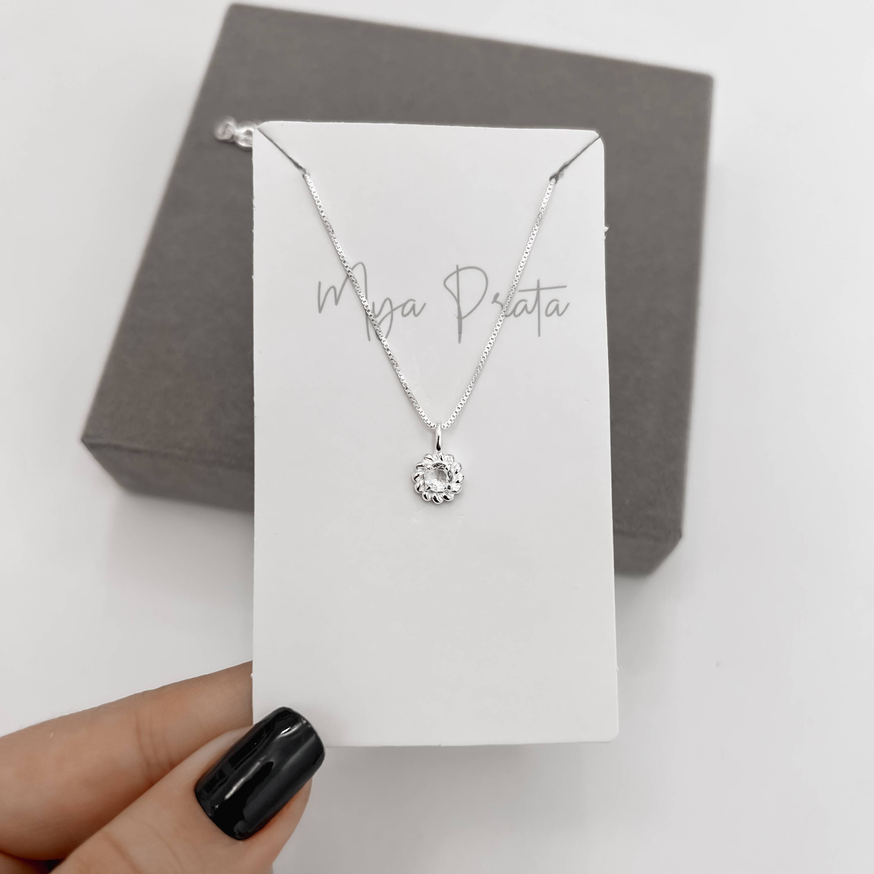 Imagem Secundária Colar pingente zircônia redonda cristal detalhe torcido 7mm 40cm