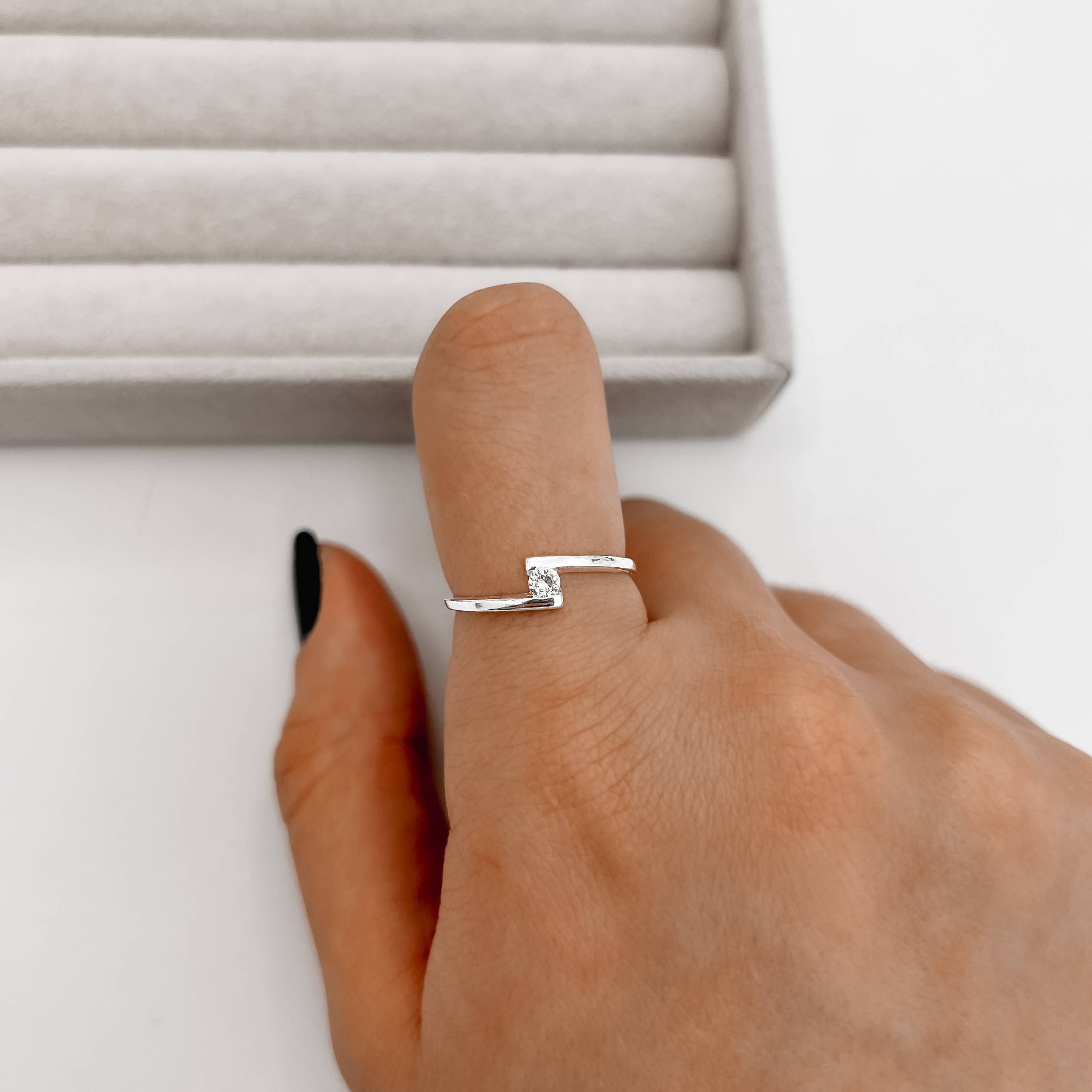 Imagem Anel solitário 2.5mm 2 fios