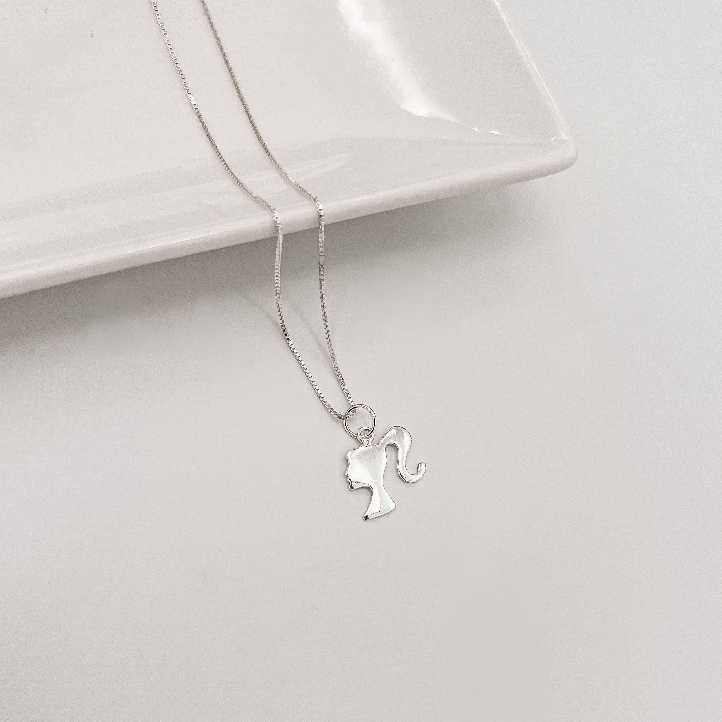 Imagem Colar pingente barbie 12mm 45cm