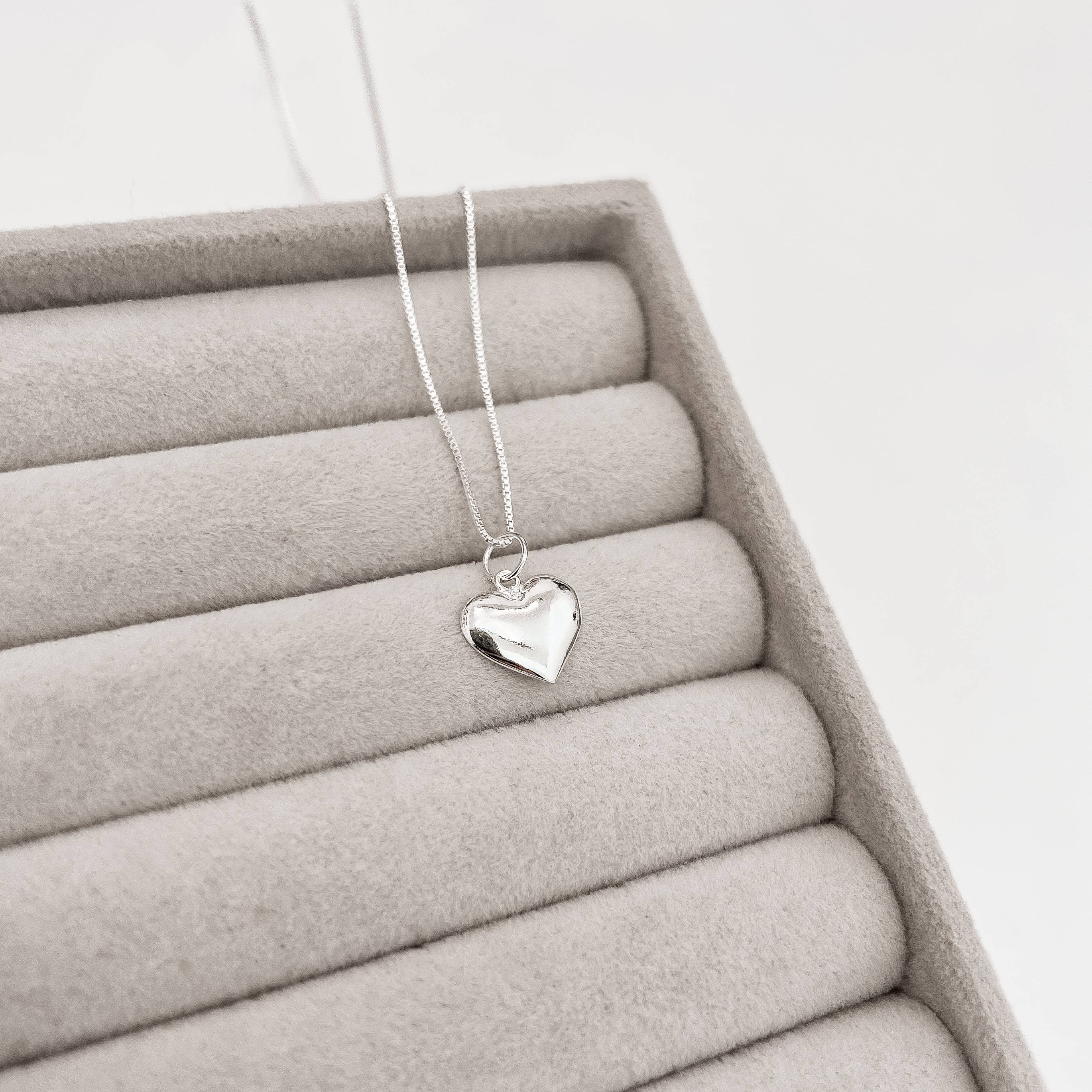 Imagem Colar pingente coração liso 12mm 40cm