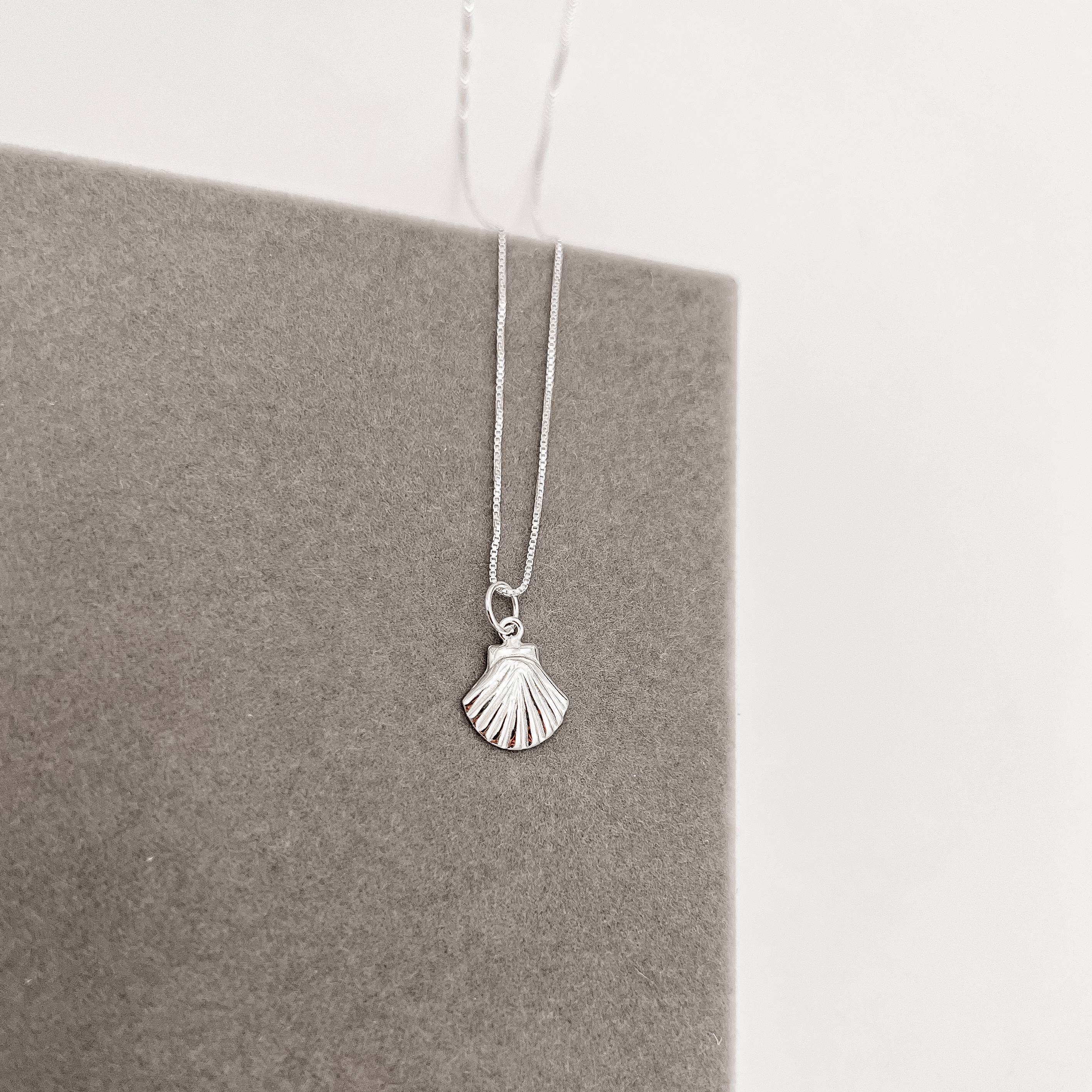 Imagem Secundária Colar pingente concha 11mm 40cm