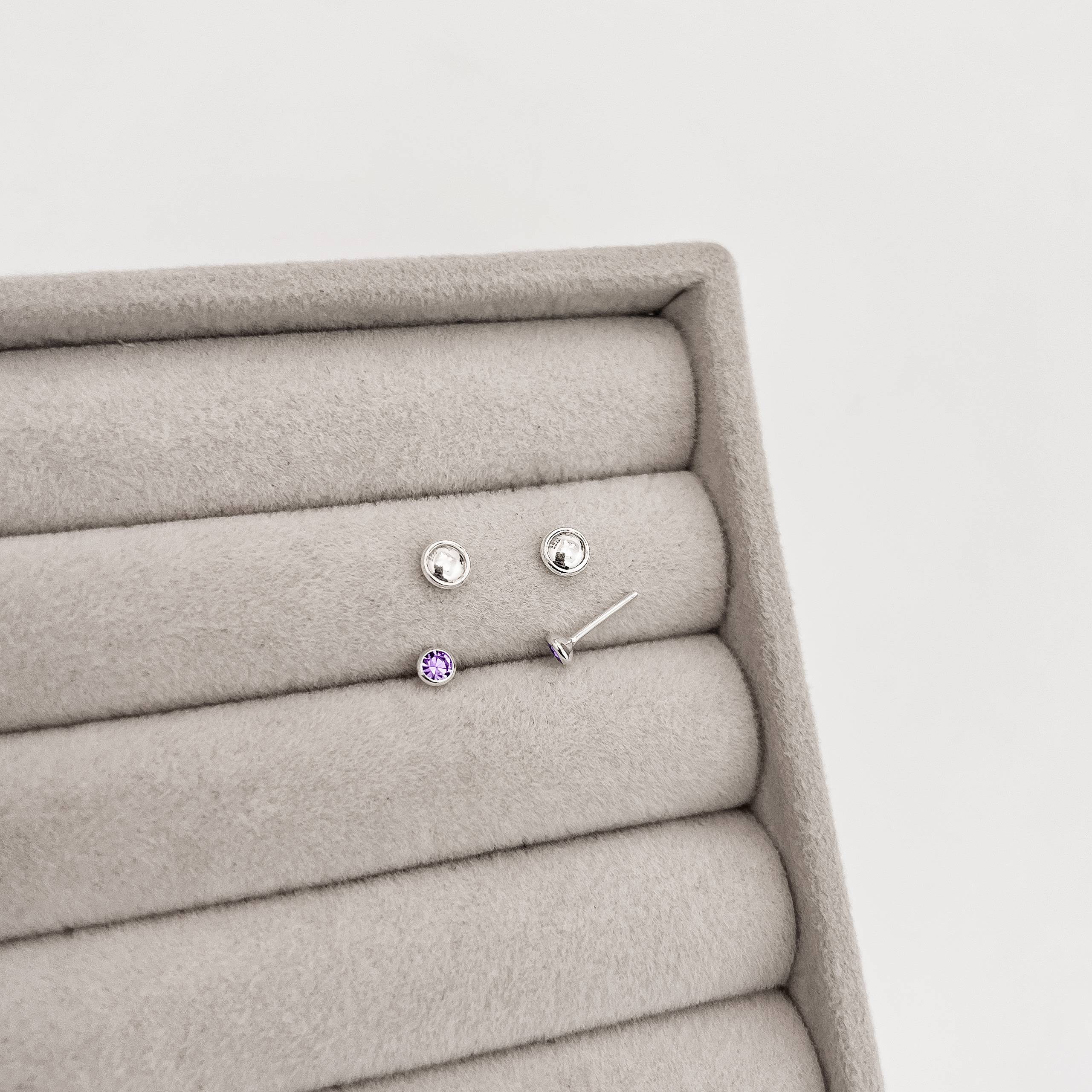 Imagem Brinco infantil zircônia 3mm lilás tarraxa baby - CI