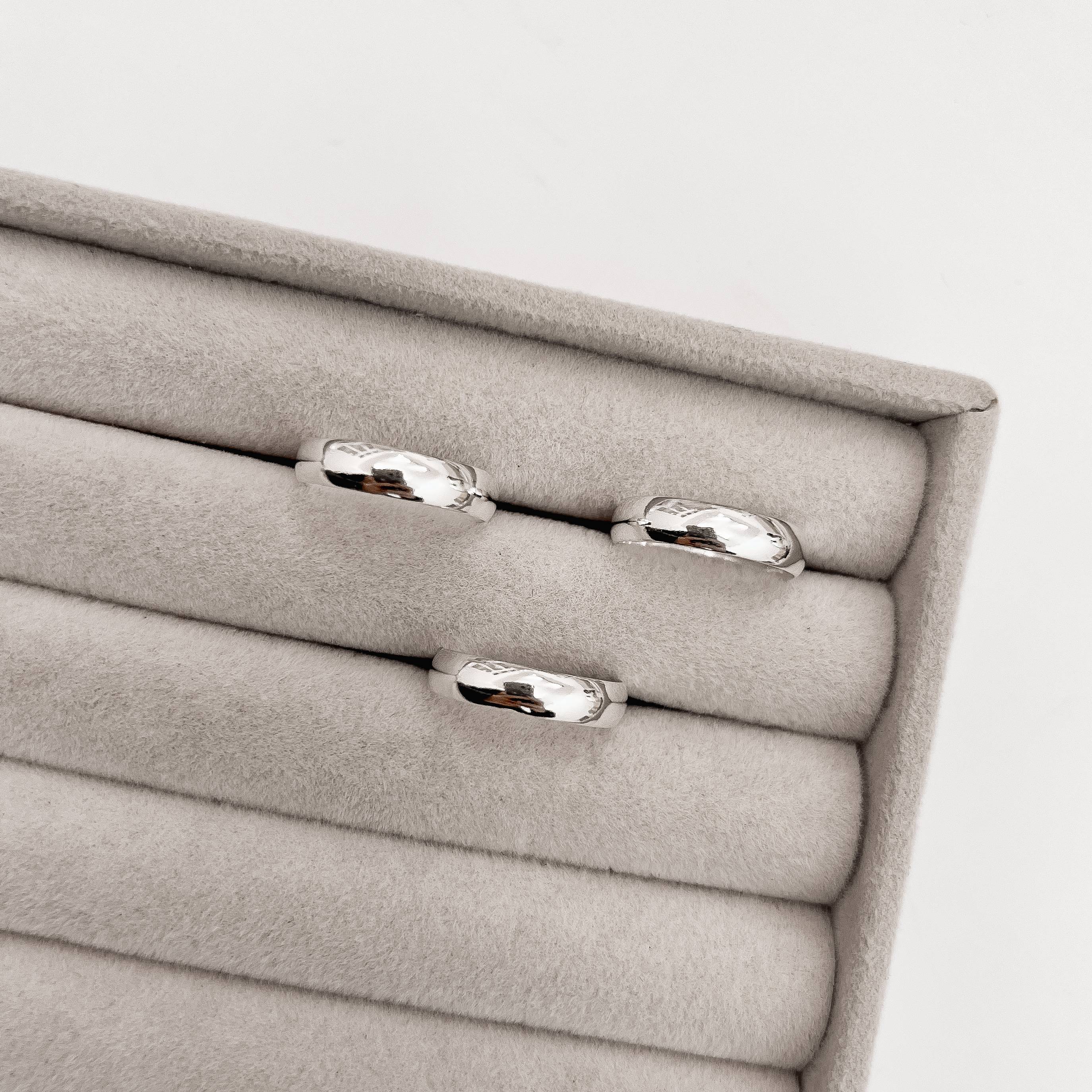 Imagem Aliança fio meia cana 4mm