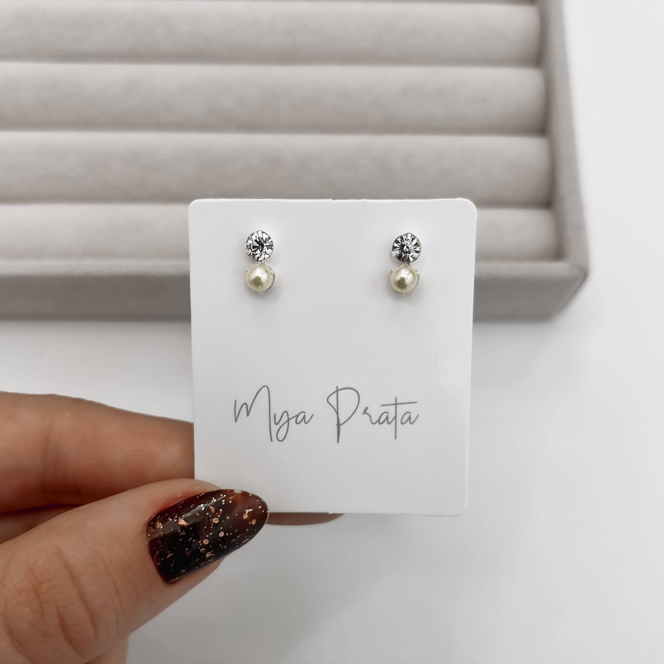 Imagem Secundária Brinco zircônia e pérola 9mm