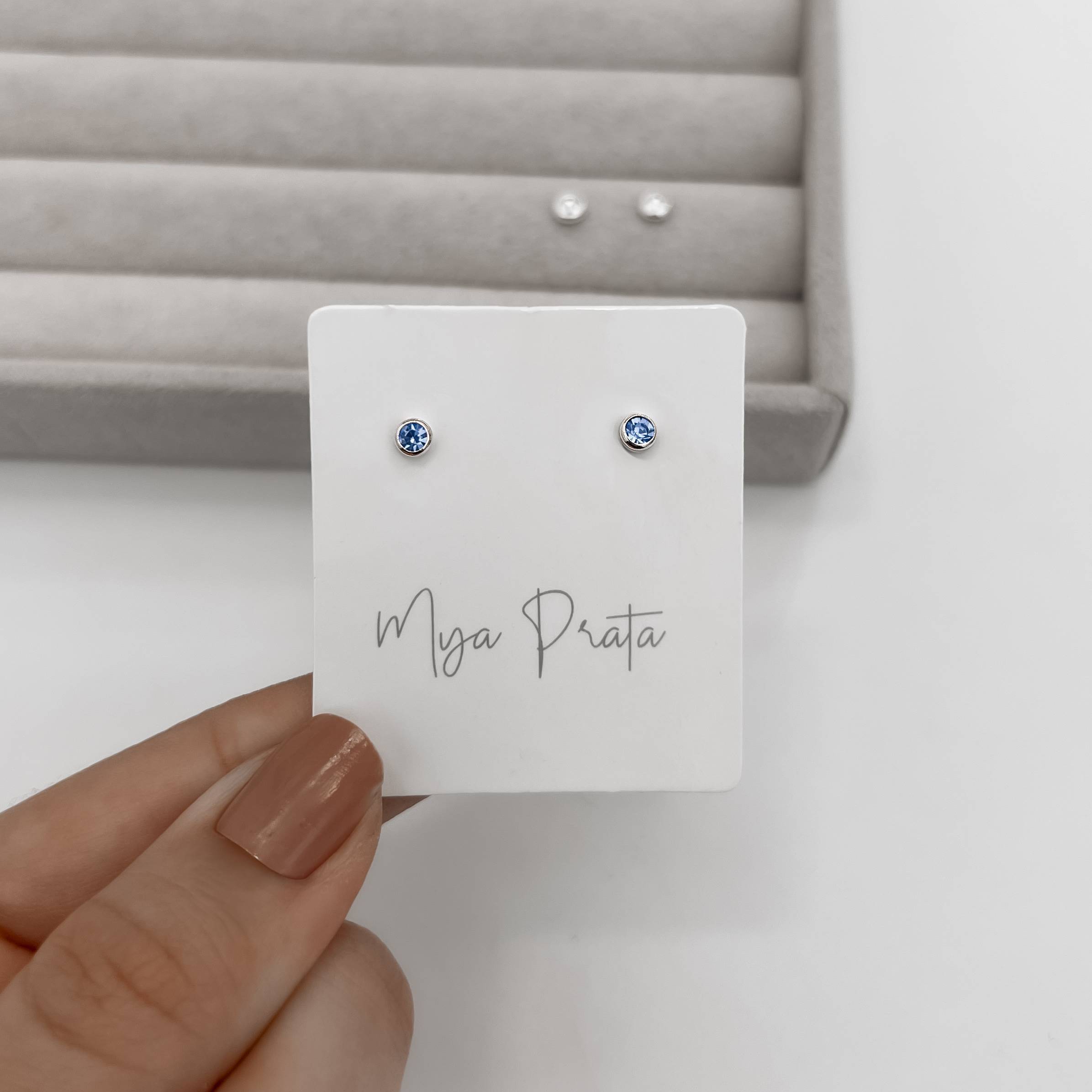 Imagem Secundária Brinco infantil zircônia 3mm azul tarraxa baby - CI