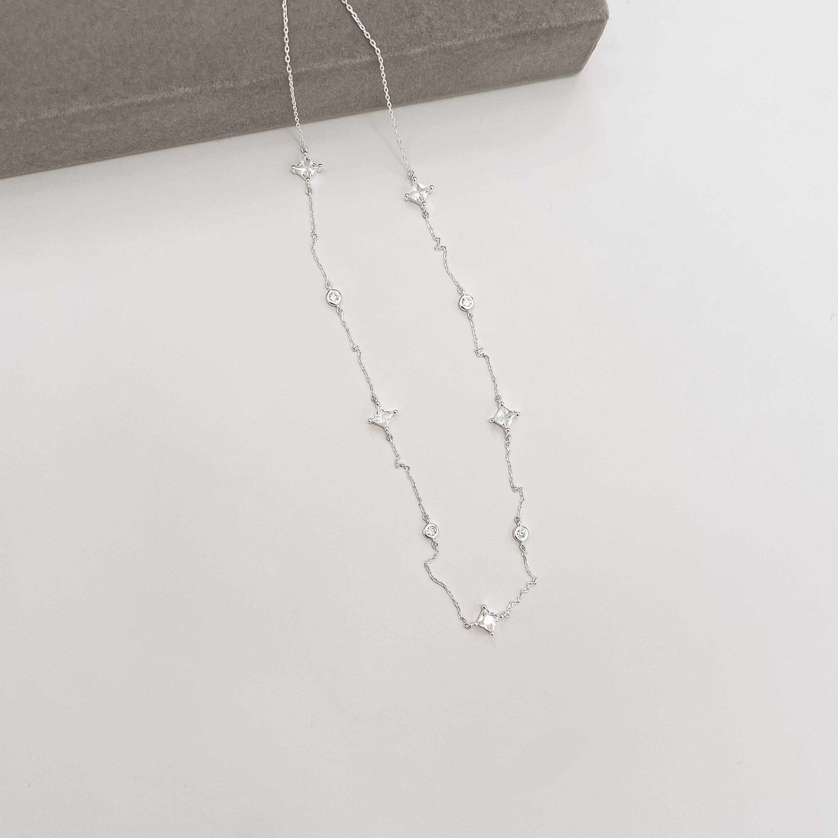 Imagem Colar entremeio zircônias redonda 3mm e losango 6mm 40+5cm