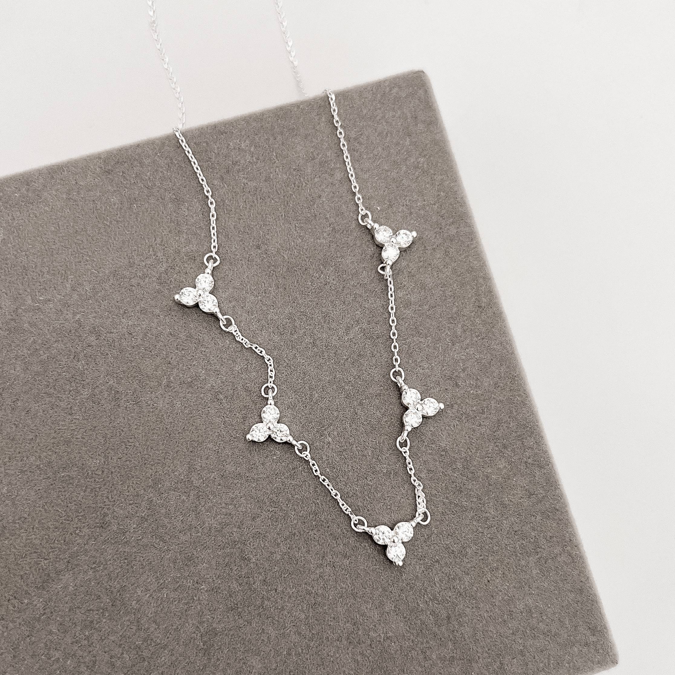 Imagem Colar entremeios 3 zircônias 6mm 40+5cm