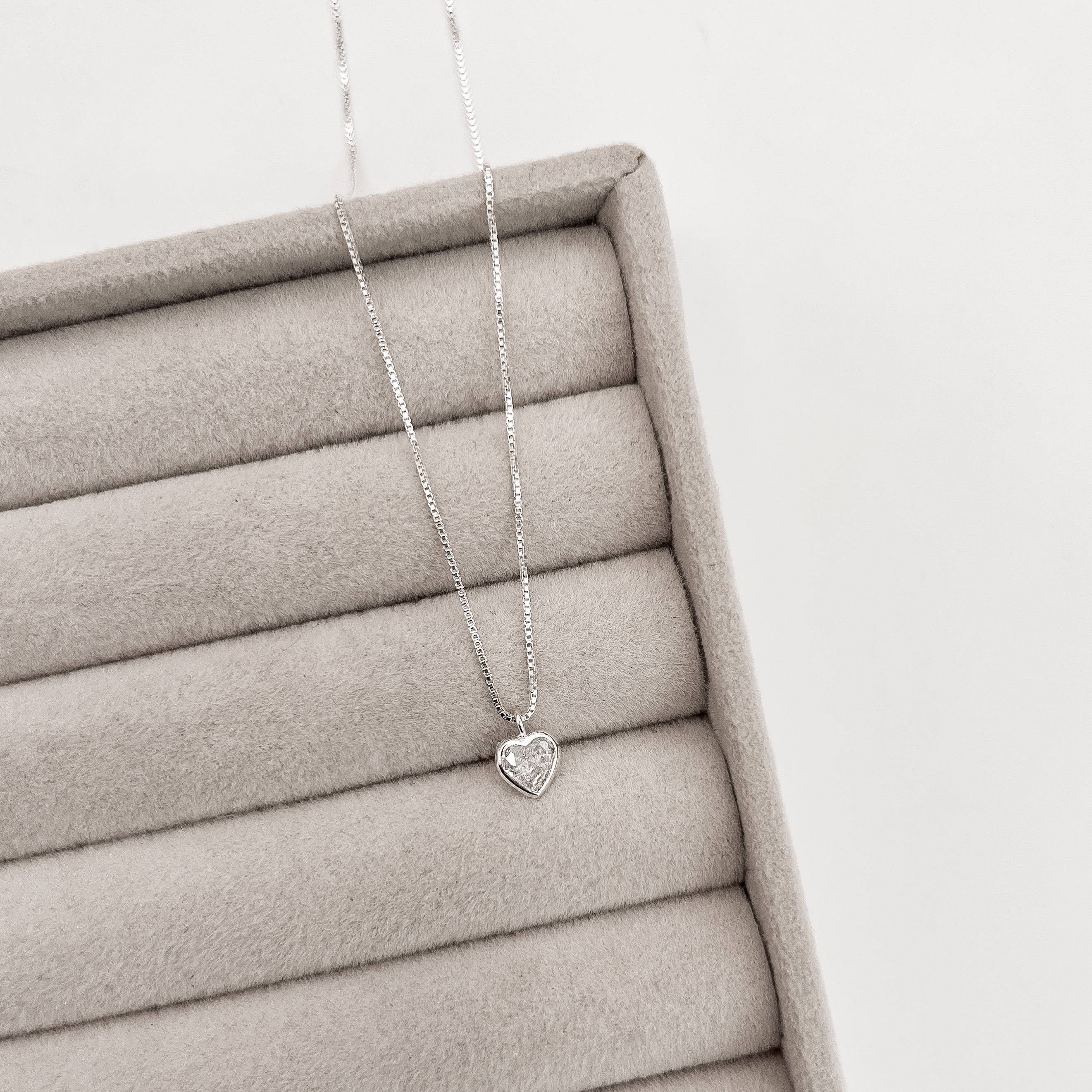 Imagem Colar zircônia coração cristal embutida 6mm 40cm