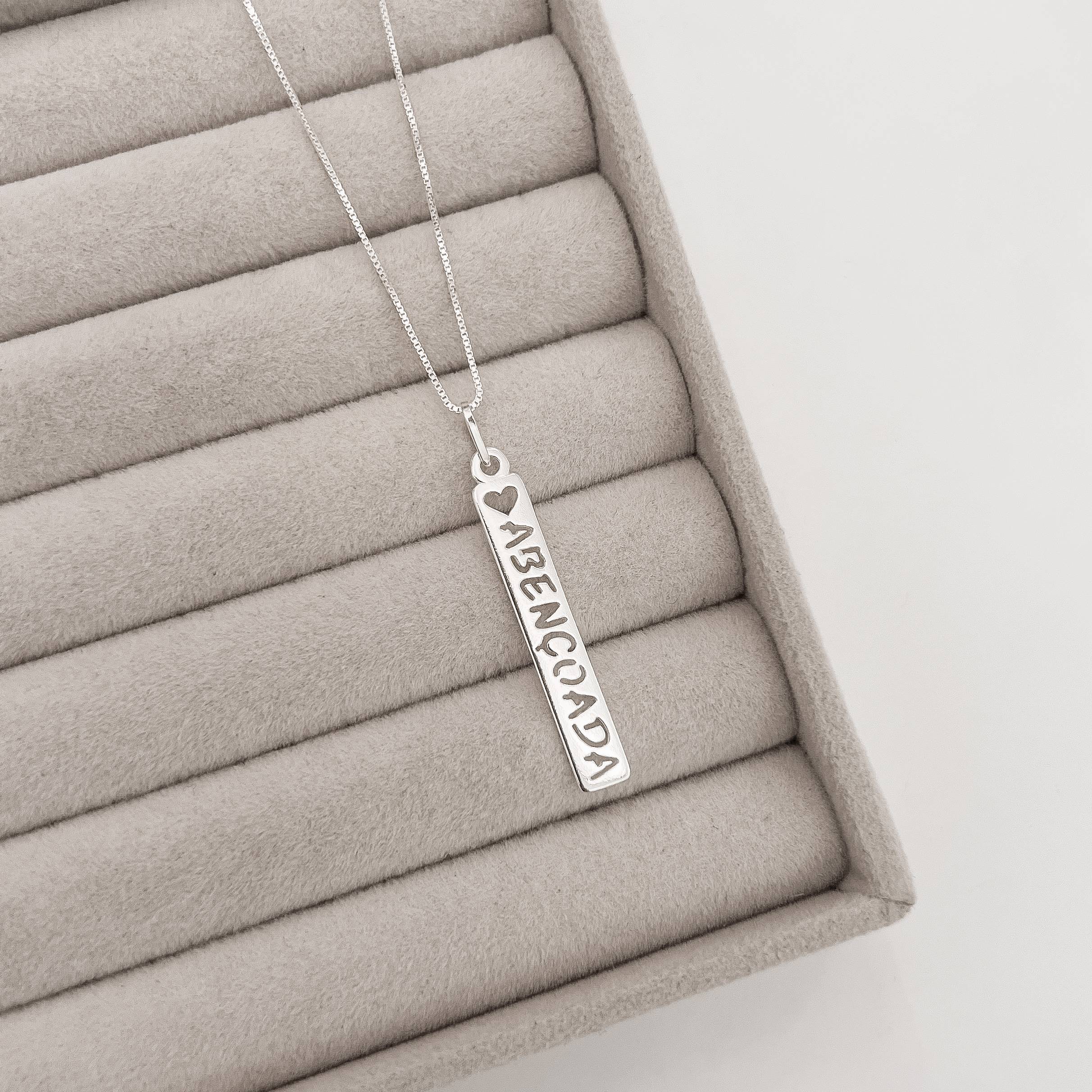 Imagem Colar pingente placa abençoada 35mm 45cm