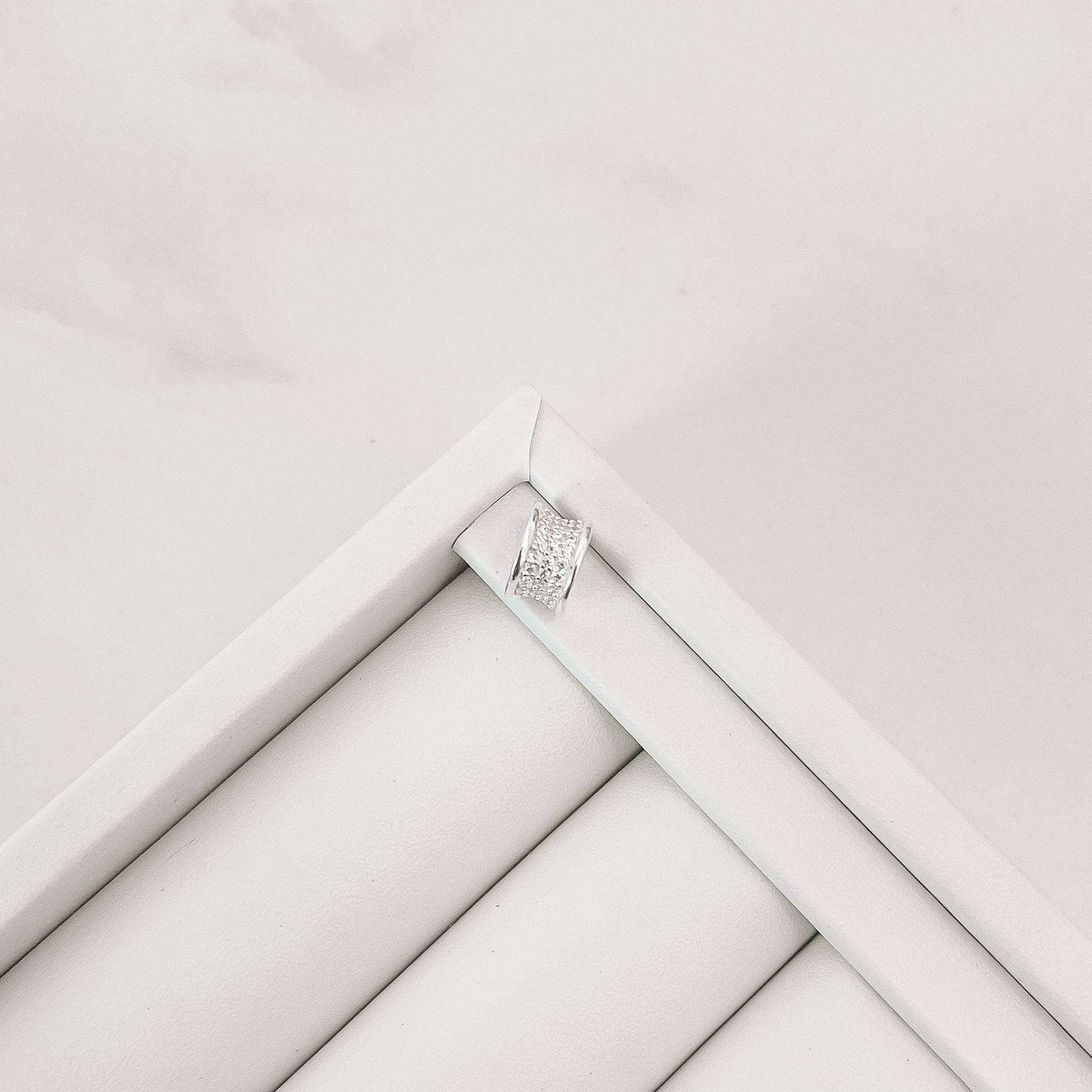 Berloque separador triplo cravejado 9mm