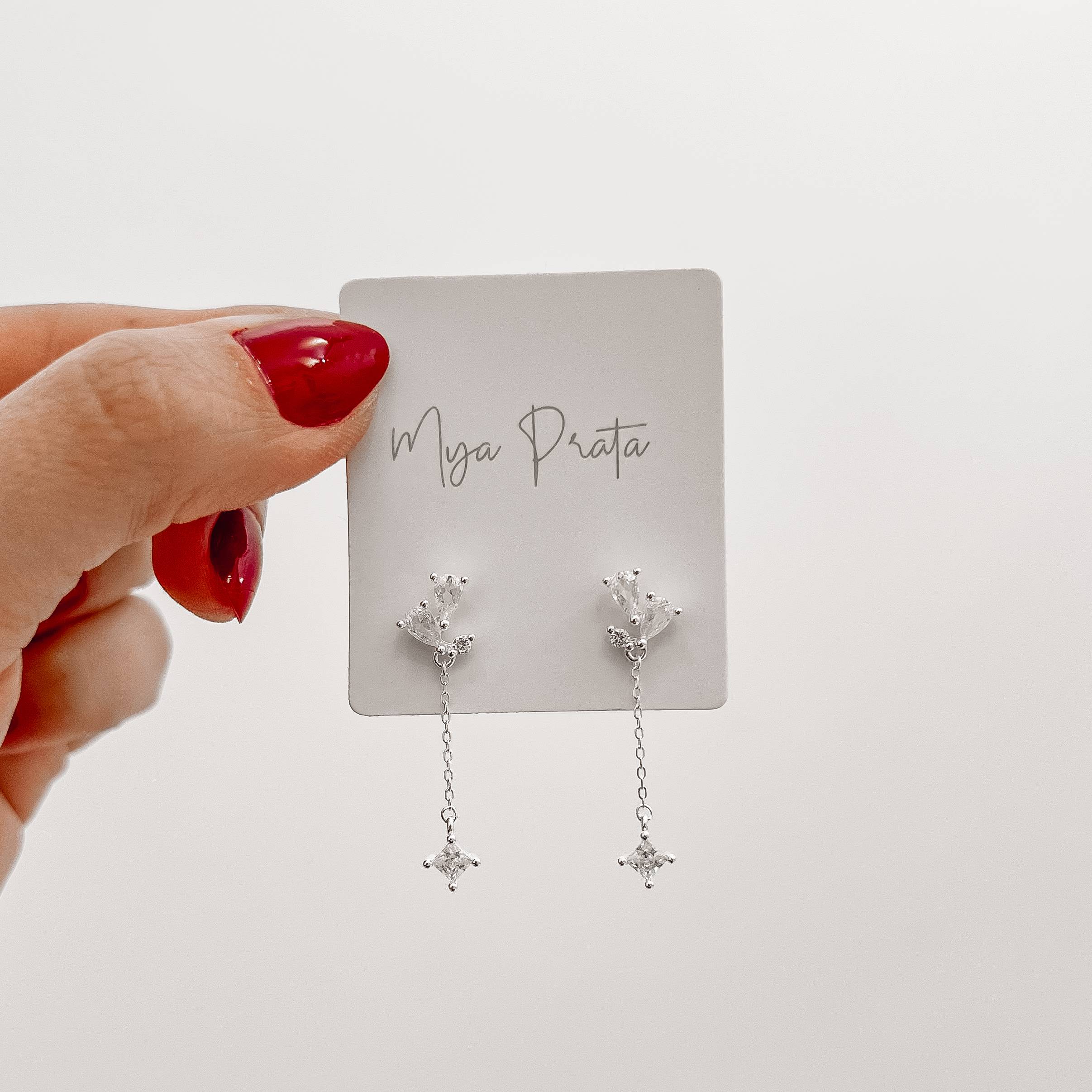 Imagem Brinco zircônias 8mm pingente corrente cadeado