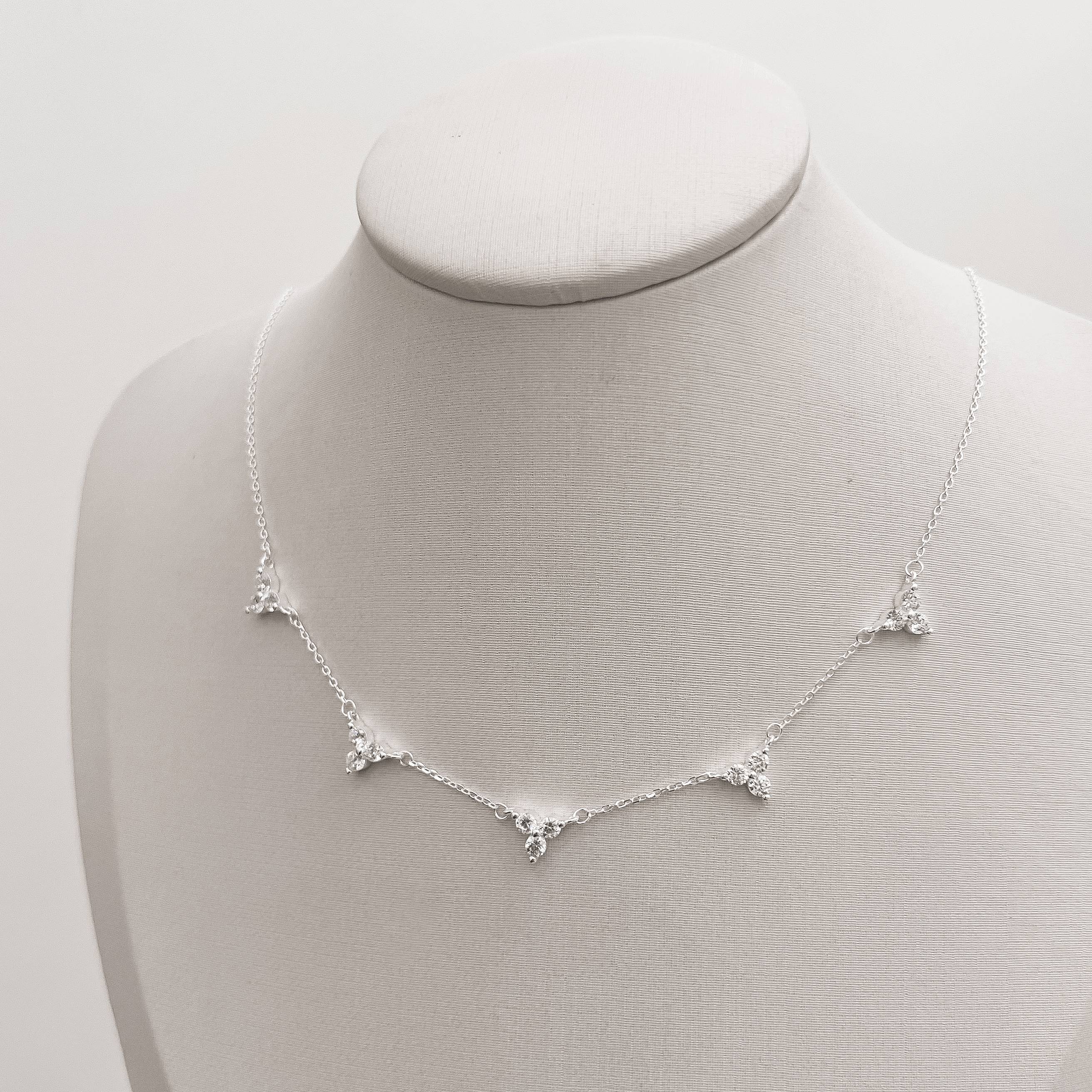 Imagem Colar entremeios 3 zircônias 7mm 40+5cm