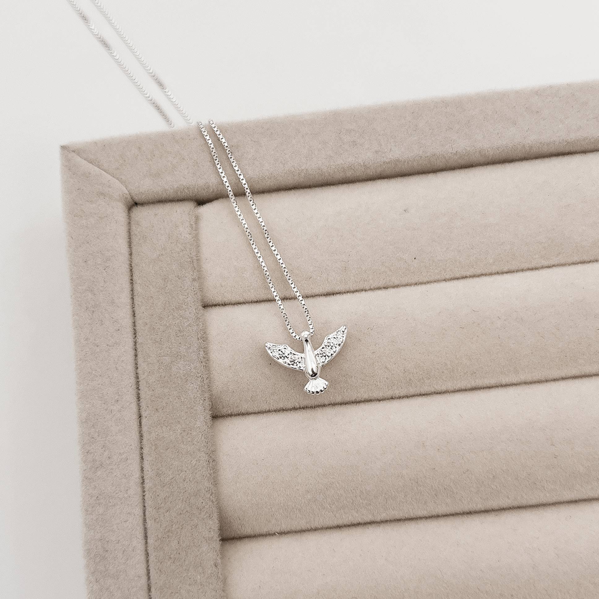 Imagem Secundária Colar Espírito Santo cravejado 13mm 45cm