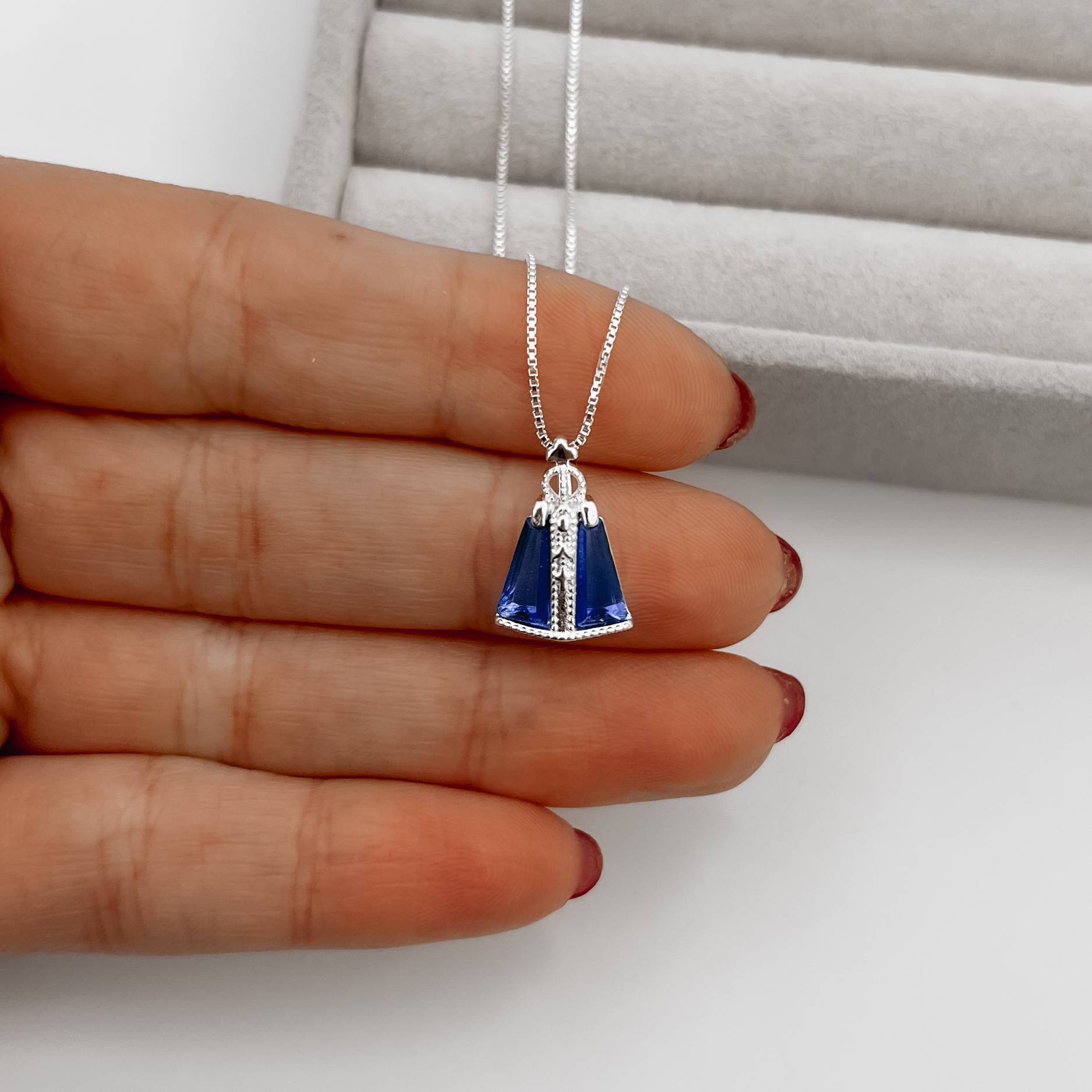 Imagem Secundária Colar Nsa. Sra. Aparecida cravejada azul 15mm 45cm