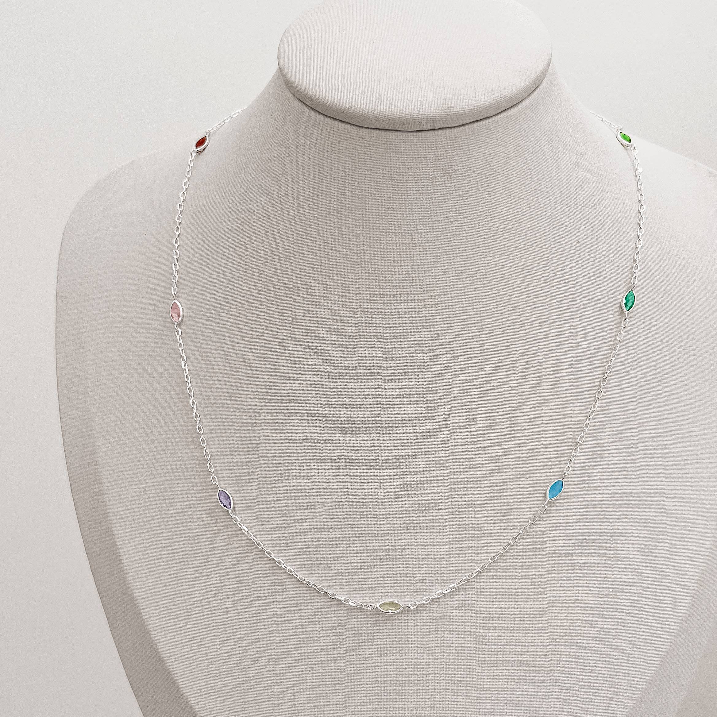 Imagem Colar entremeios zircônias navetes coloridas 6mm corrente cartier 45cm