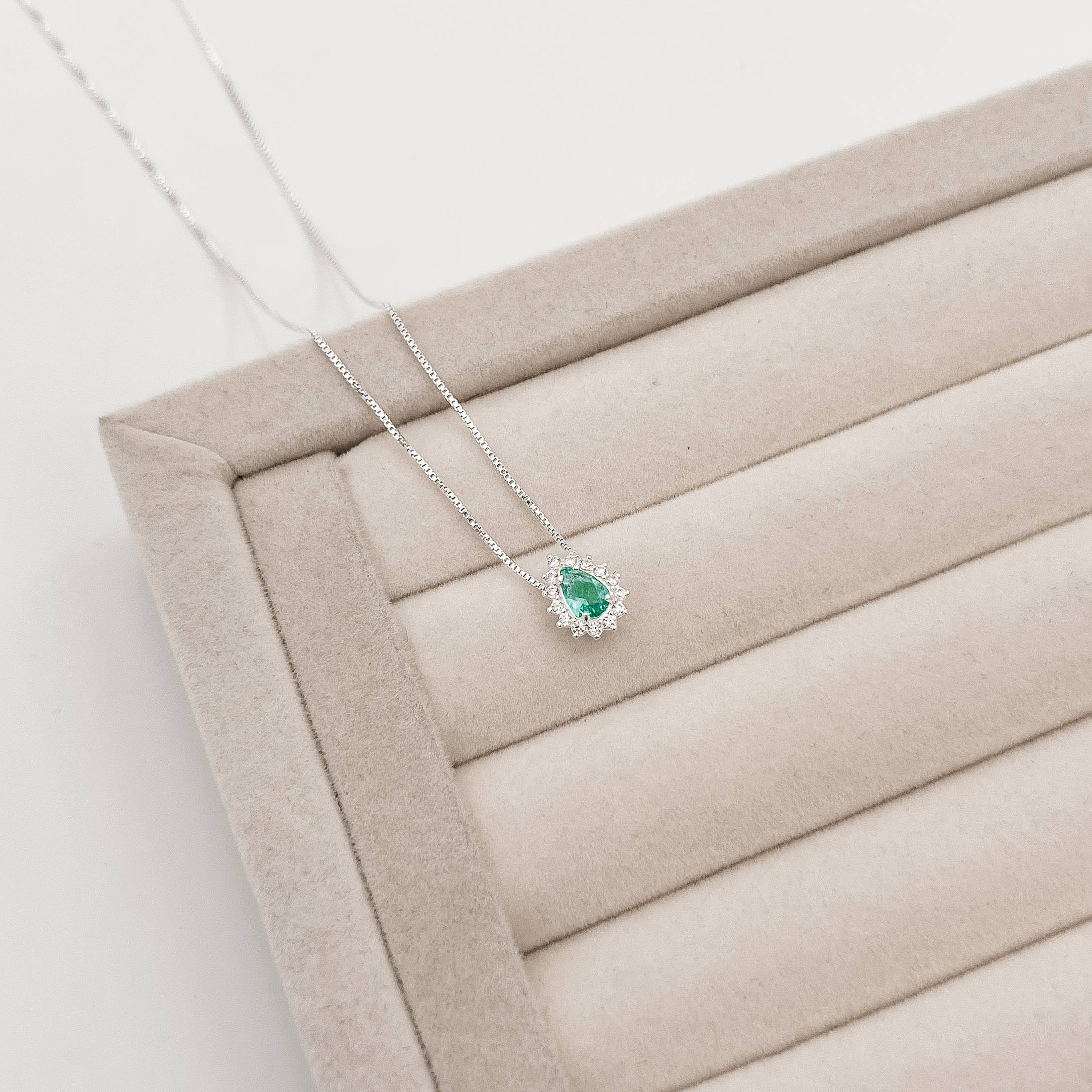 Imagem Secundária Colar zircônia gota acqua com cravejado 10mm 45cm