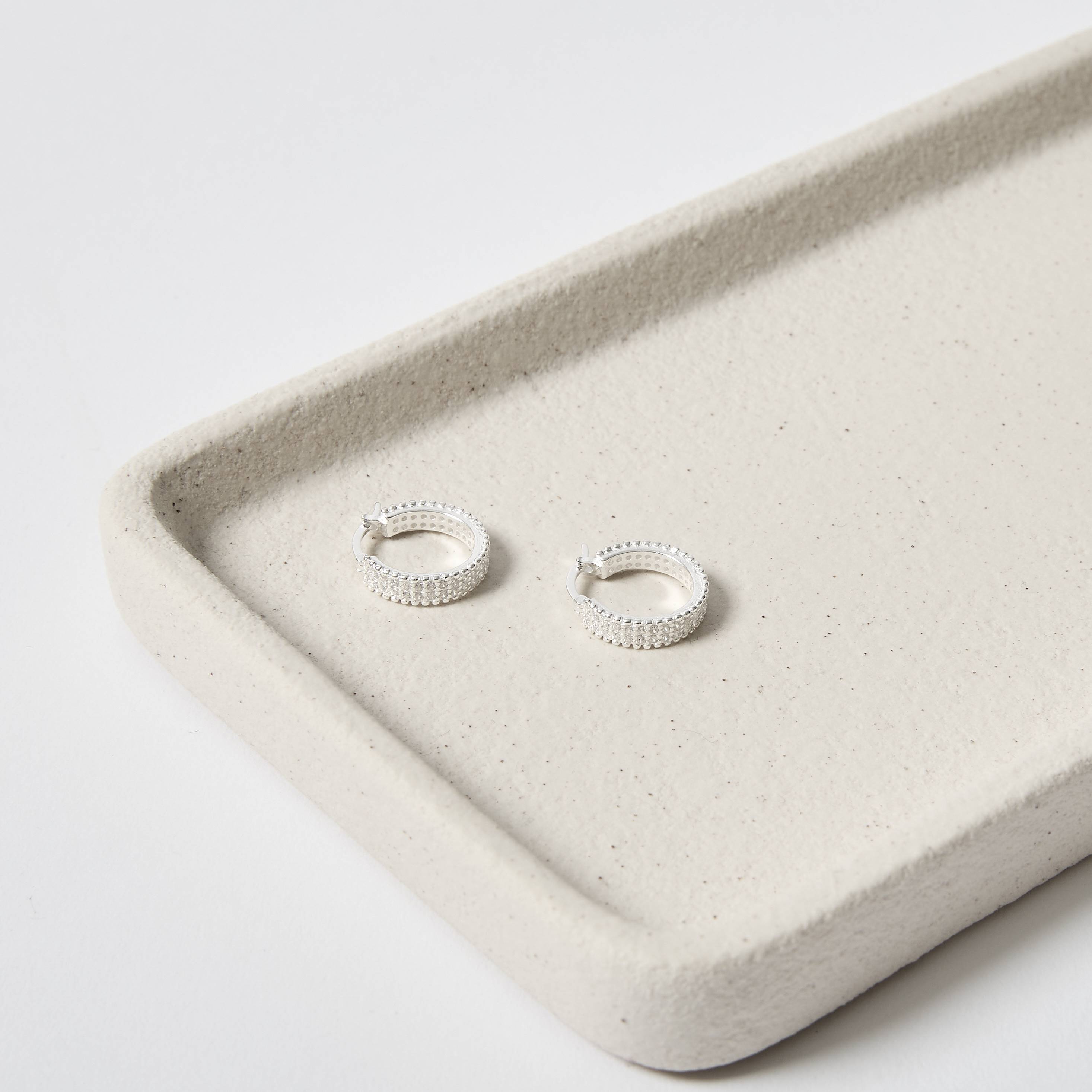 Imagem Secundária Argola toda cravejada 15mm trava