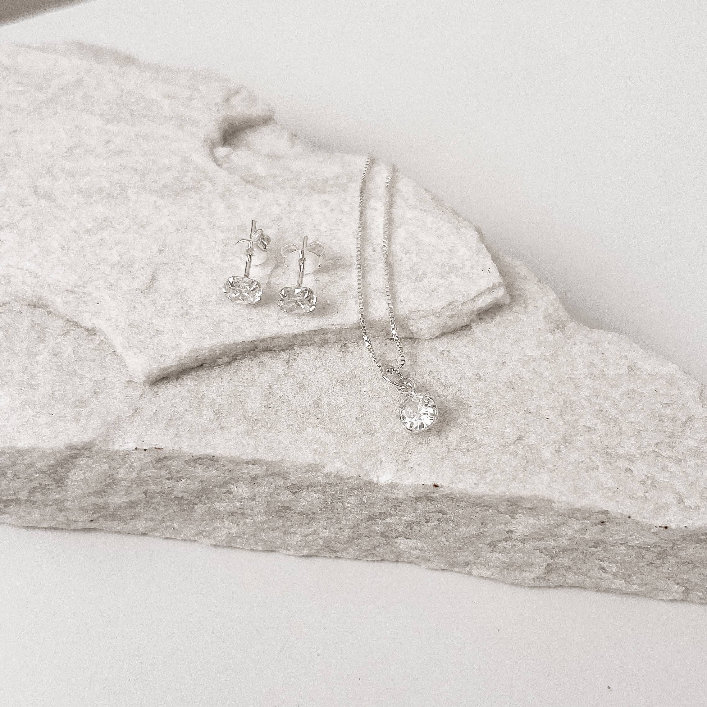 Conjunto brinco e colar zircônia redonda 5mm 40cm