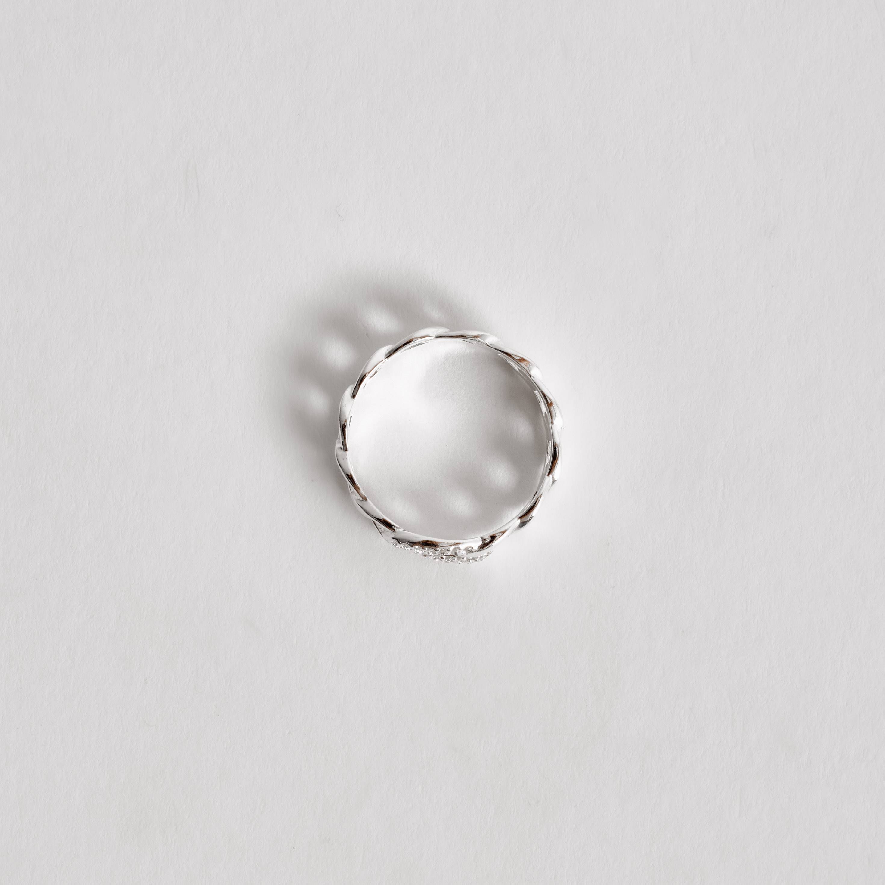 Imagem Secundária Anel corrente detalhe elo cravejado