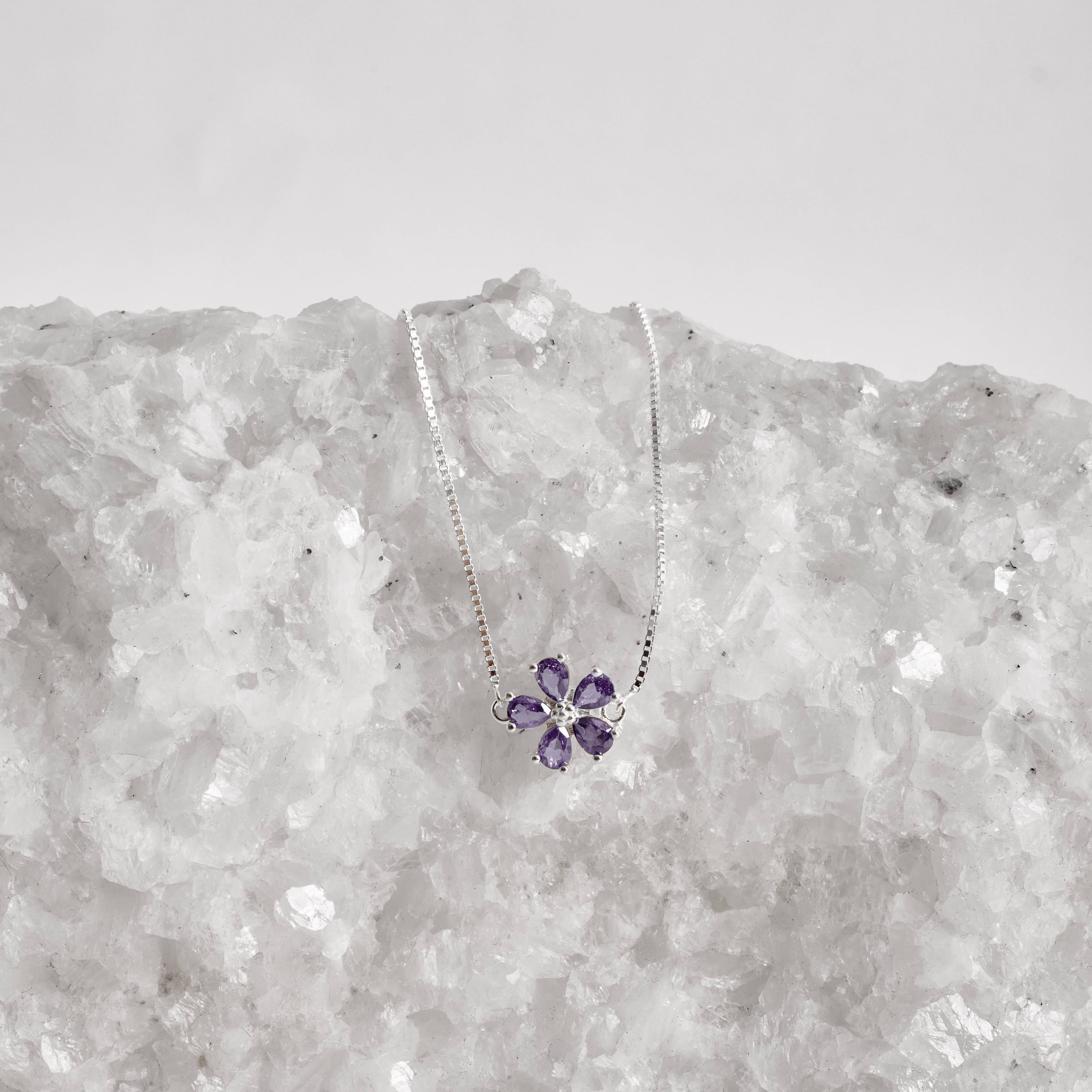 Imagem Pulseira entremeio flor cravejada ametista 11mm 16+4cm