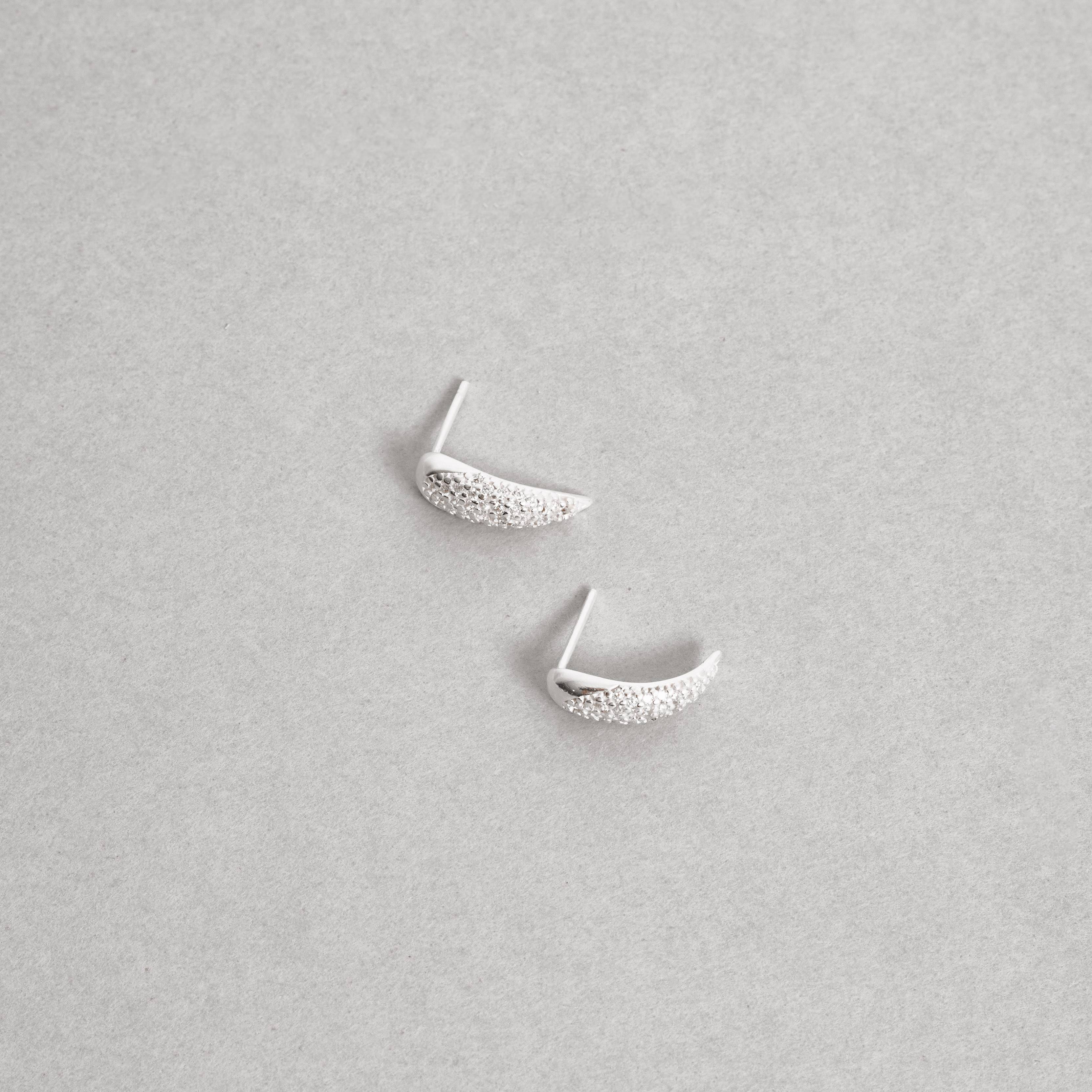 Imagem Secundária Brinco gota invertida cravejada 15mm