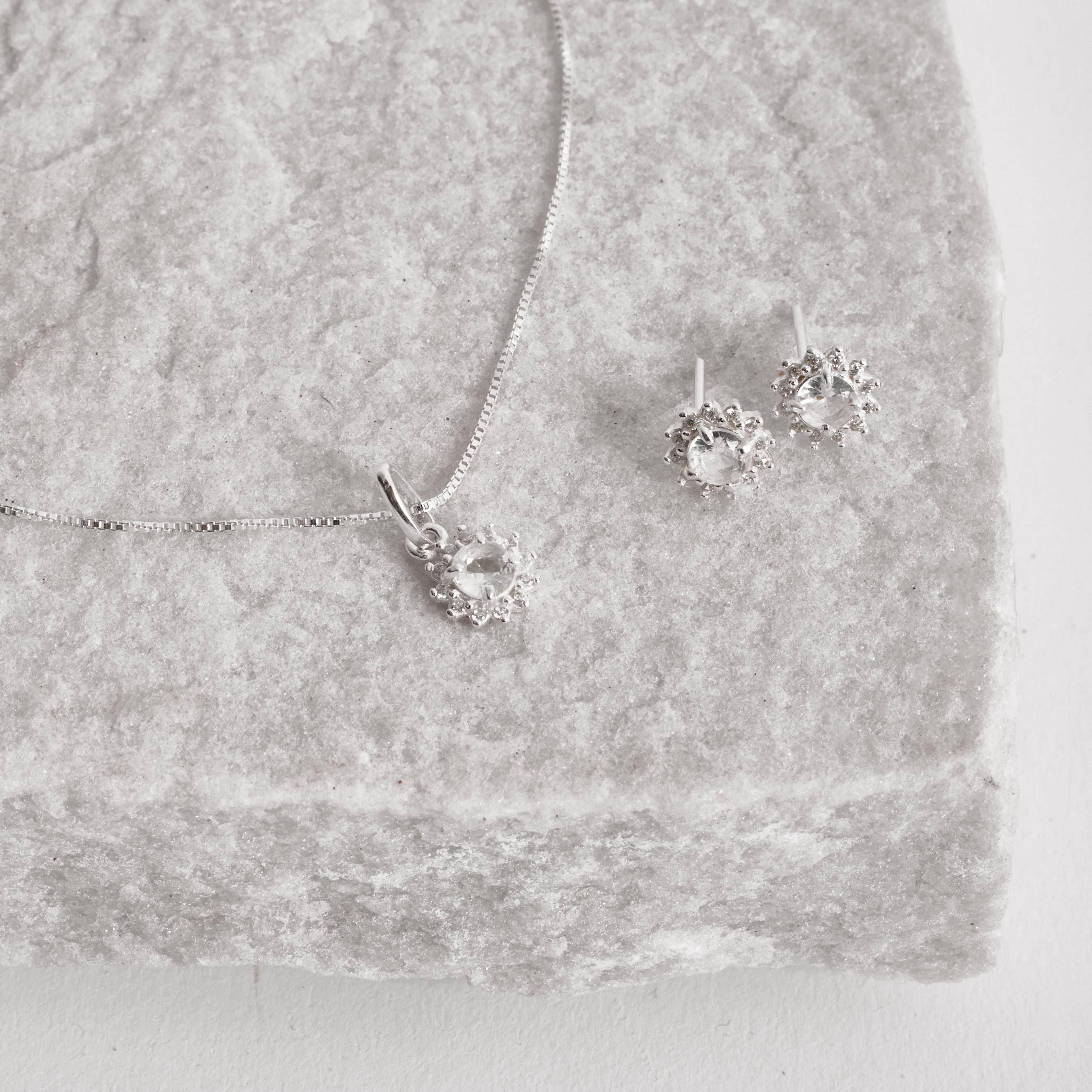 Conjunto brinco e colar zircônia redonda cristal com cravejado 7mm 45cm